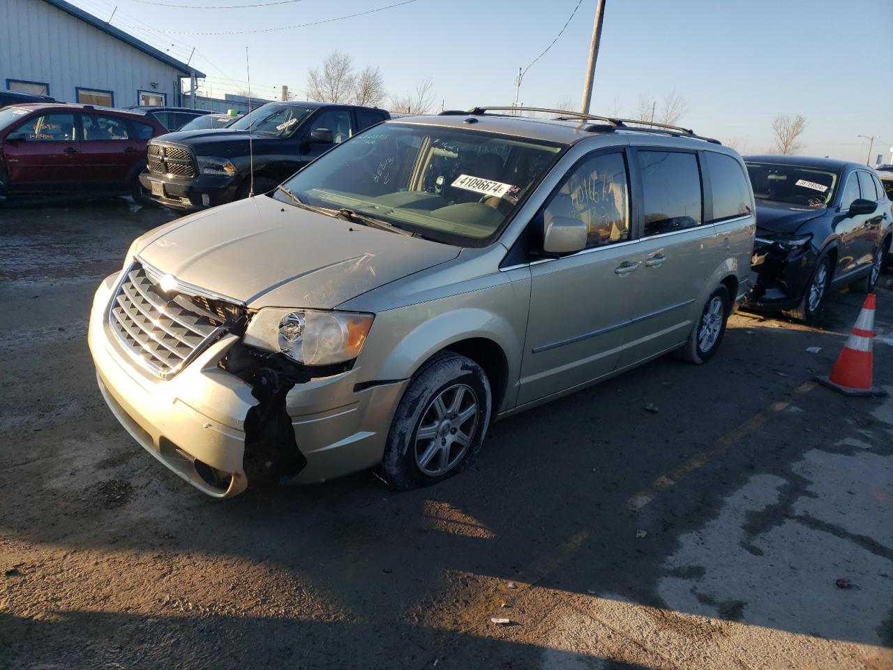 CHRYSLER TOWN & COUNTRY 2010 2a4rr5d10ar183642