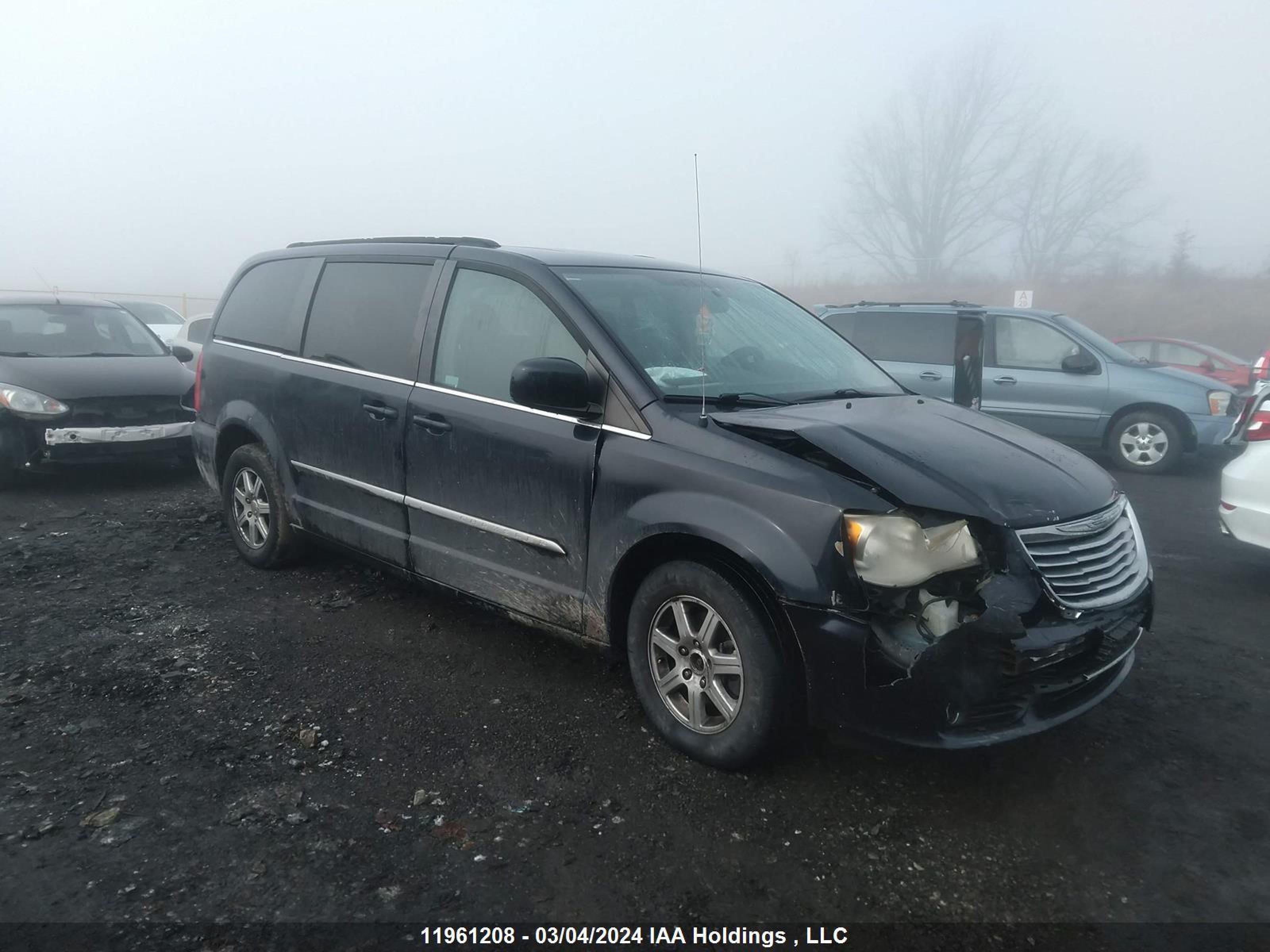 CHRYSLER TOWN & COUNTRY 2011 2a4rr5dg0br643341