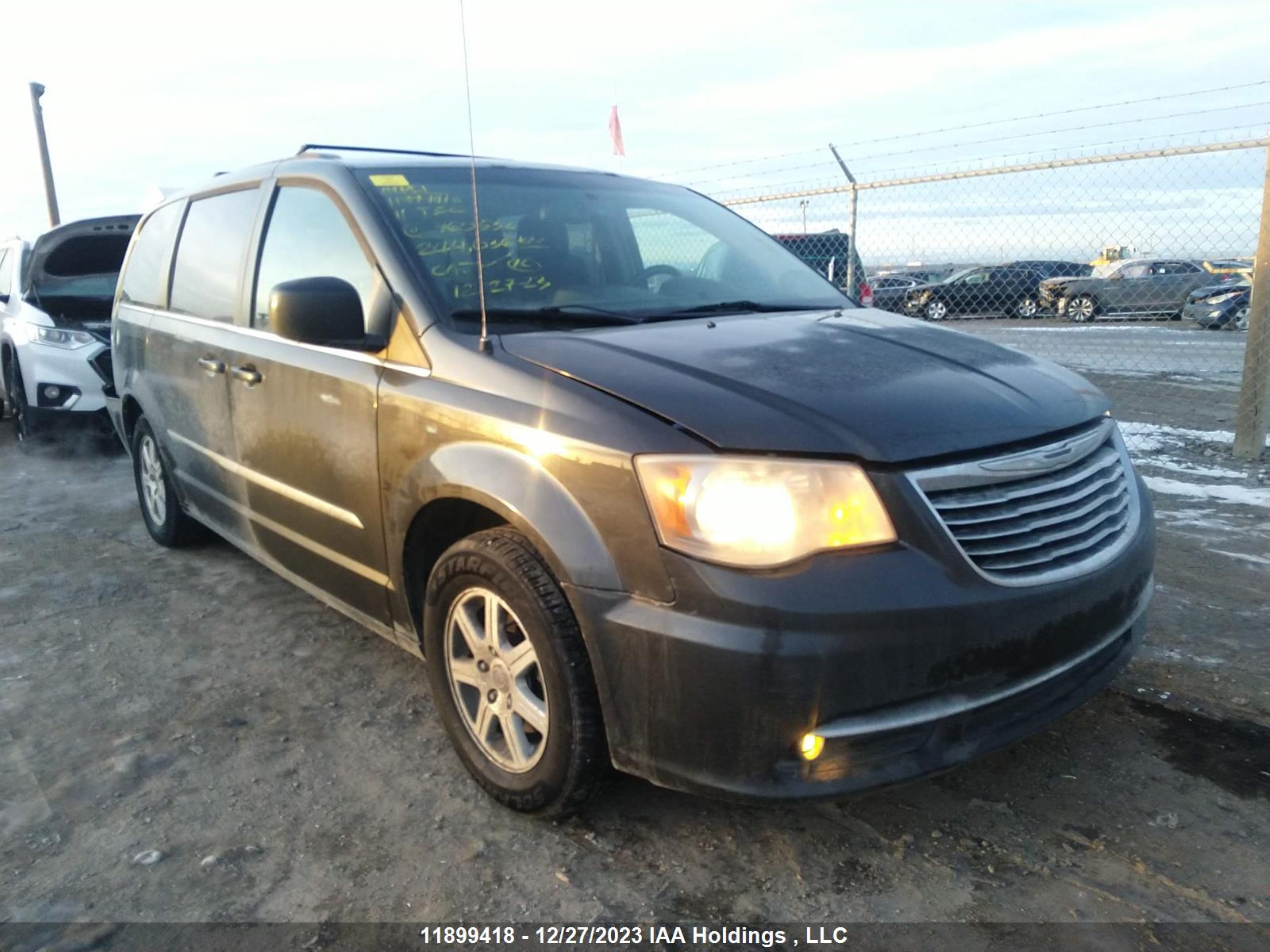 CHRYSLER TOWN & COUNTRY 2011 2a4rr5dg0br760532