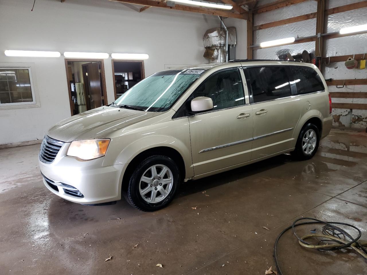 CHRYSLER TOWN & COUNTRY 2011 2a4rr5dg2br797811