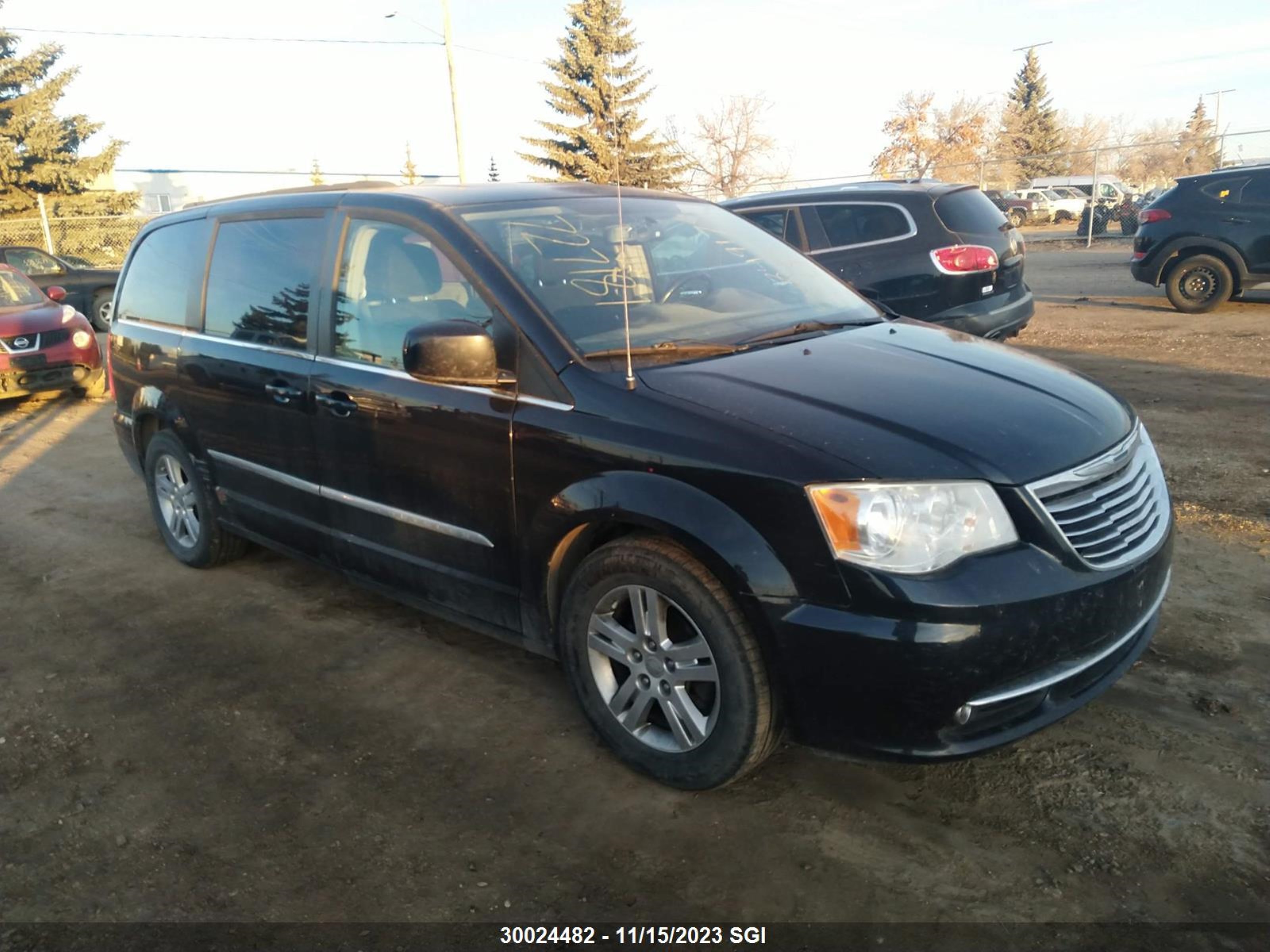 CHRYSLER TOWN & COUNTRY 2011 2a4rr5dg8br727181