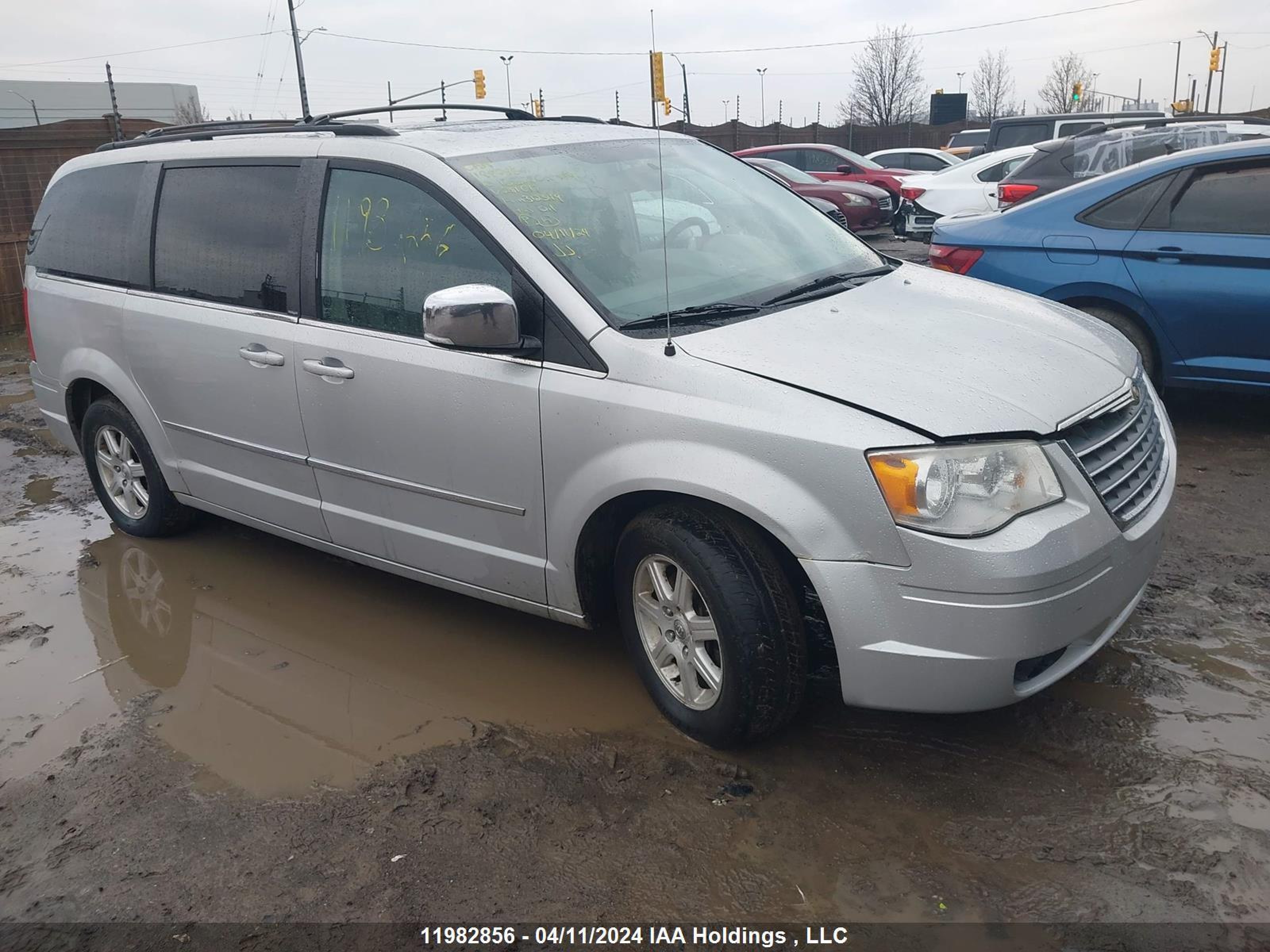 CHRYSLER TOWN & COUNTRY 2010 2a4rr5dx3ar281617