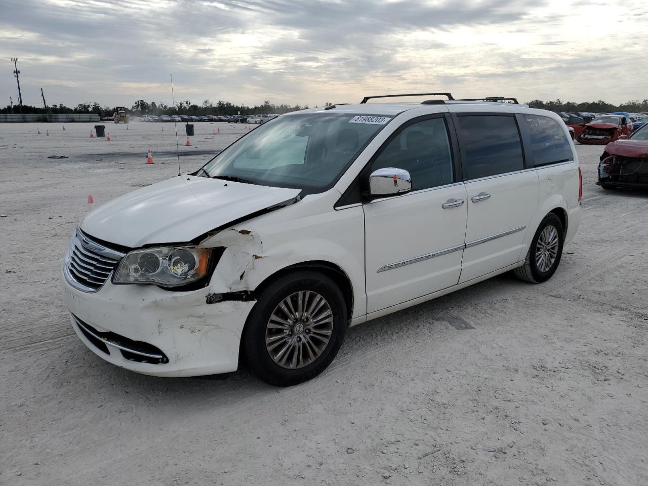 CHRYSLER TOWN & COUNTRY 2011 2a4rr6dg9br714025