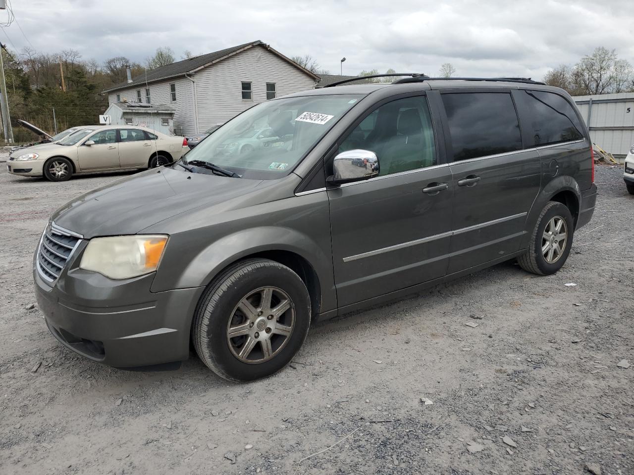 CHRYSLER TOWN & COUNTRY 2010 2a4rr8d17ar441897