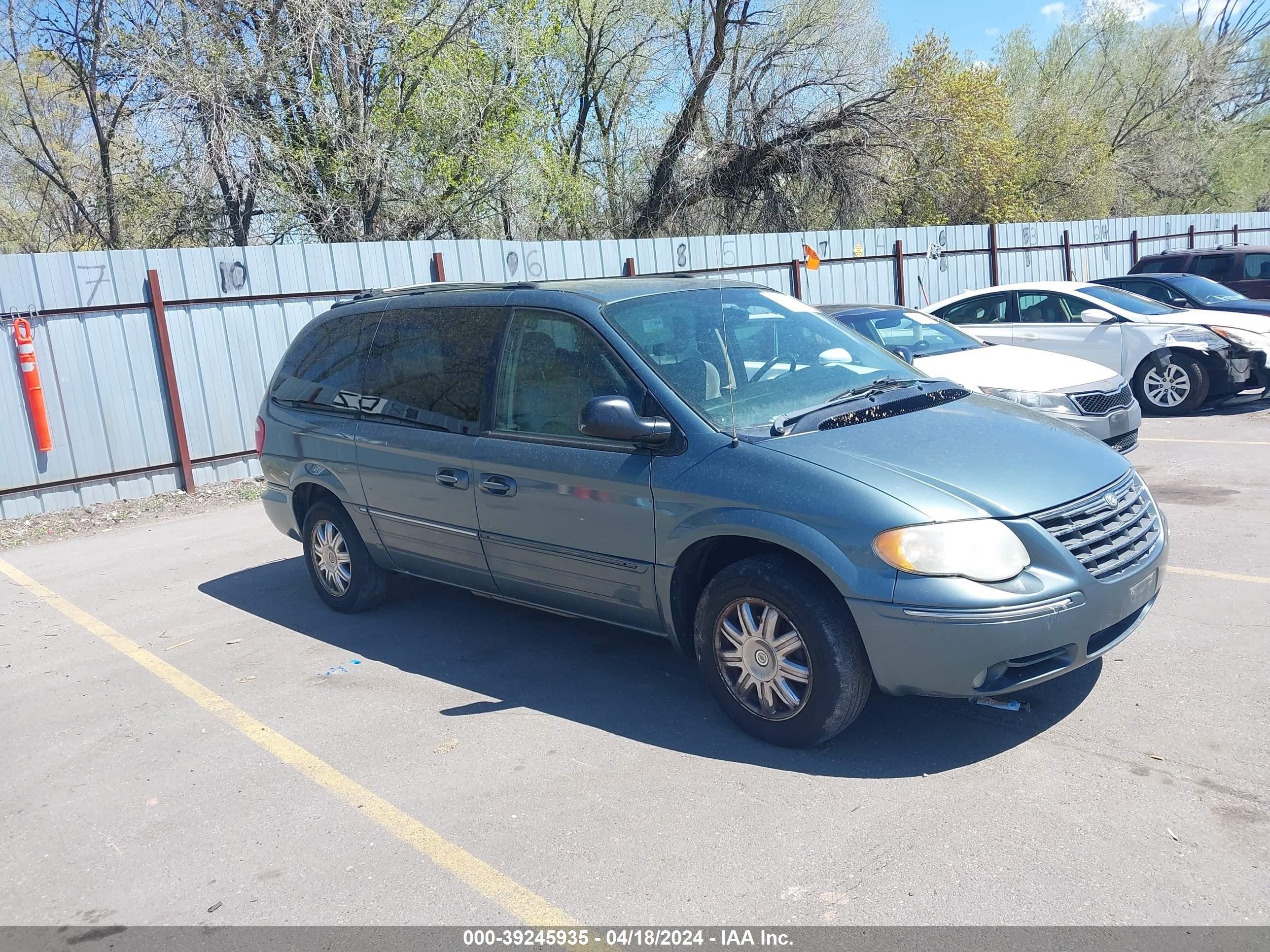 CHRYSLER TOWN & COUNTRY 2006 2a8gp64l06r738308