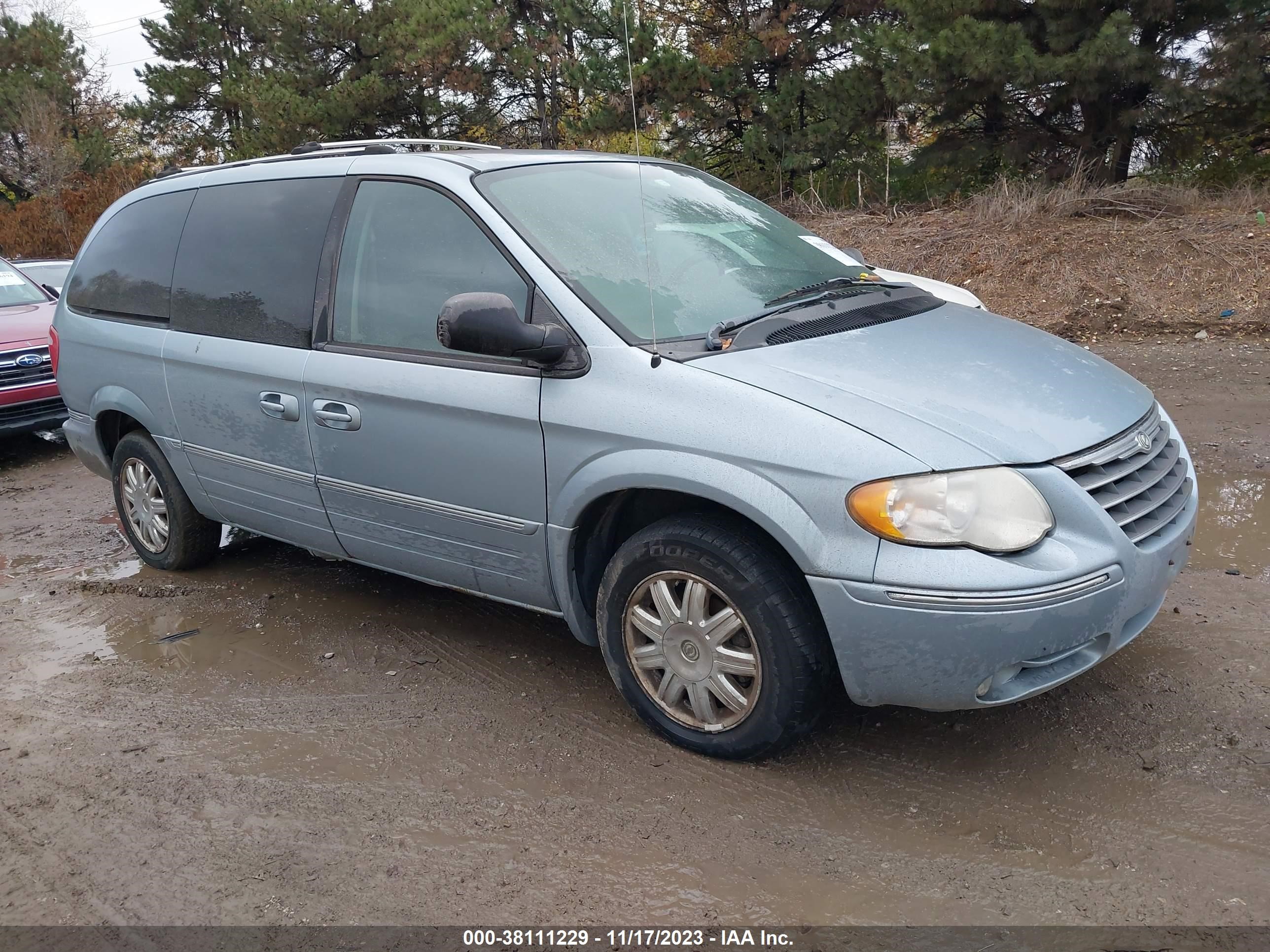 CHRYSLER TOWN & COUNTRY 2006 2a8gp64l56r797984