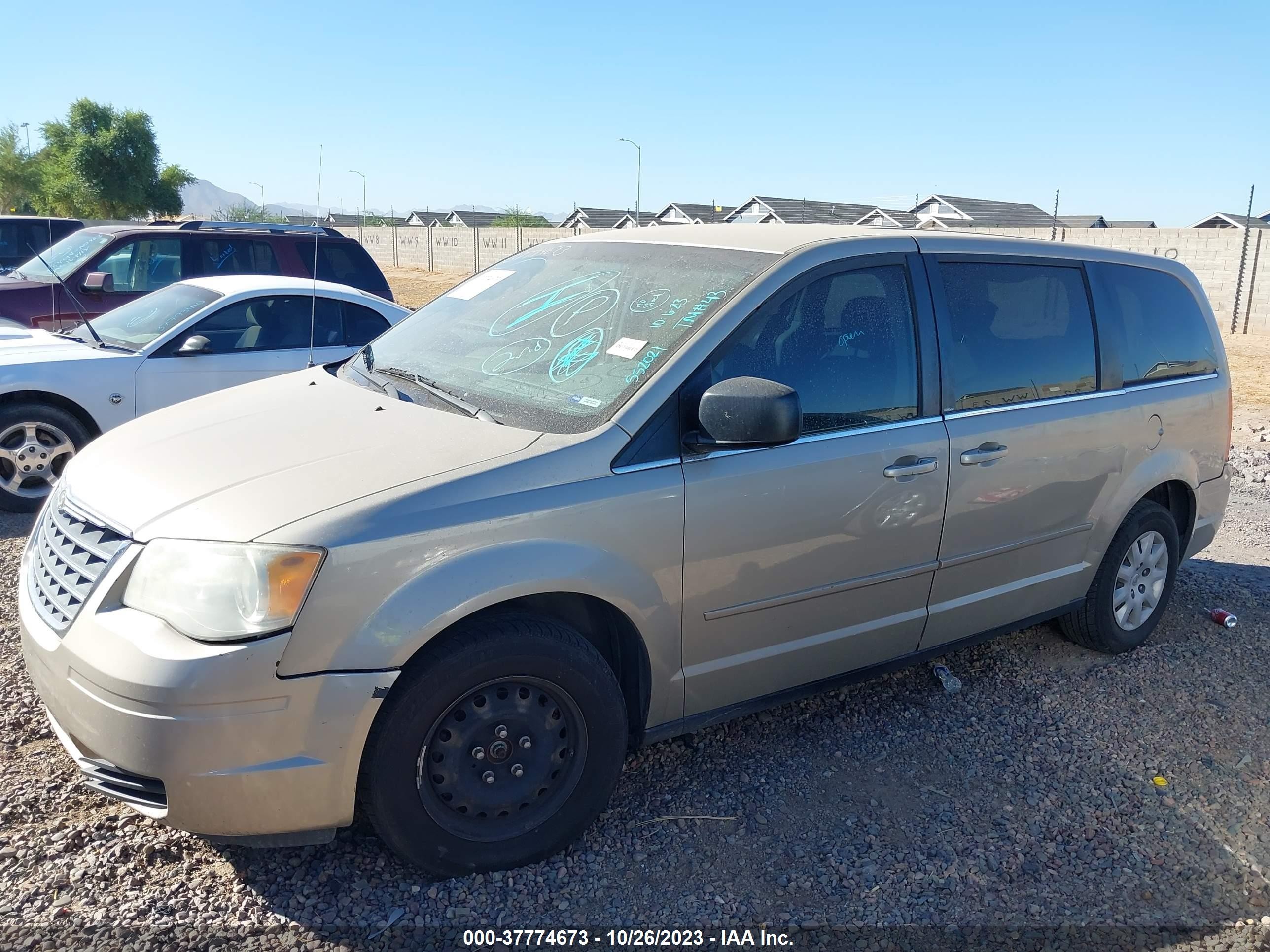 CHRYSLER TOWN & COUNTRY 2009 2a8hr44e29r552021