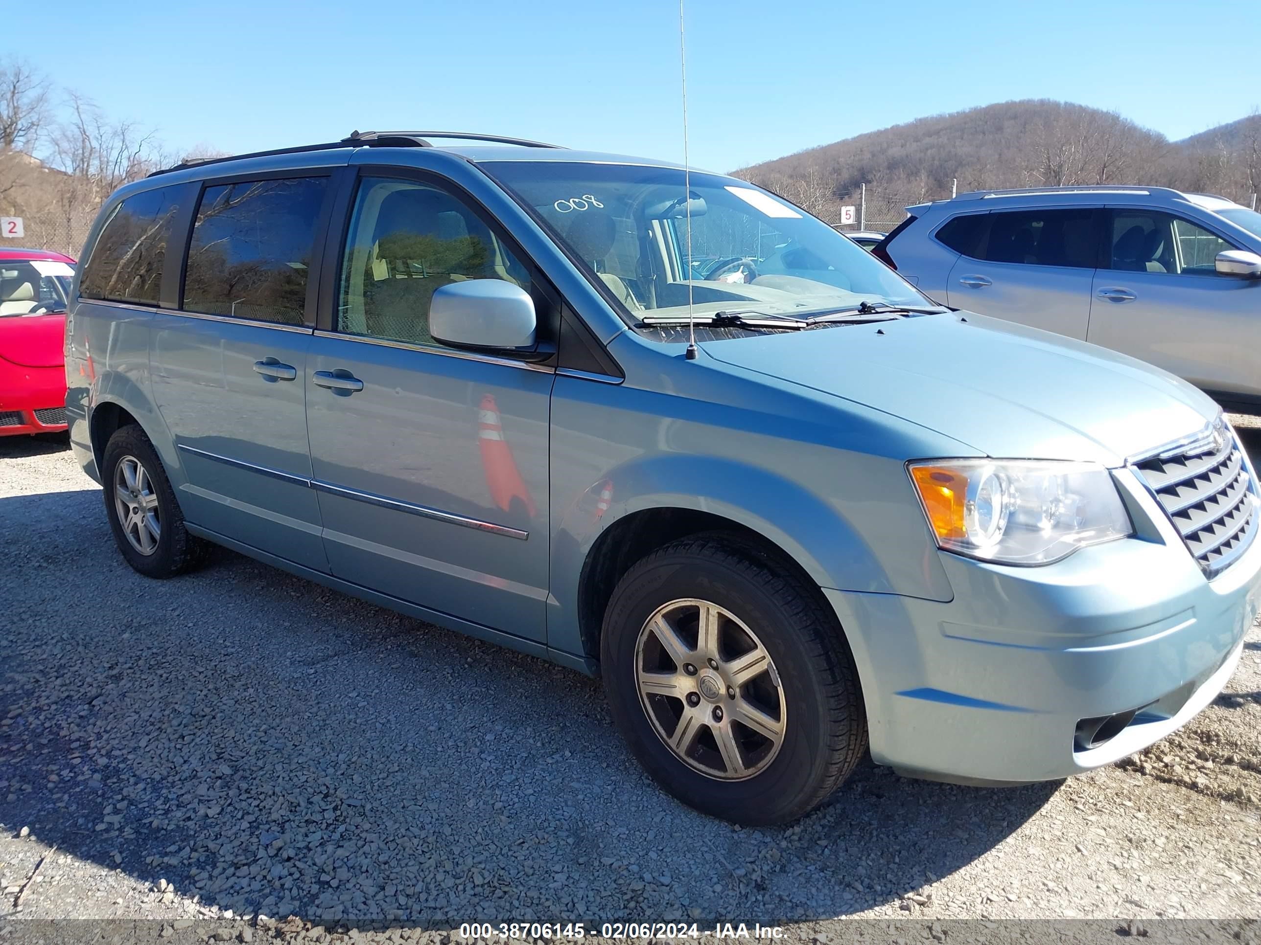 CHRYSLER TOWN & COUNTRY 2009 2a8hr54109r635675