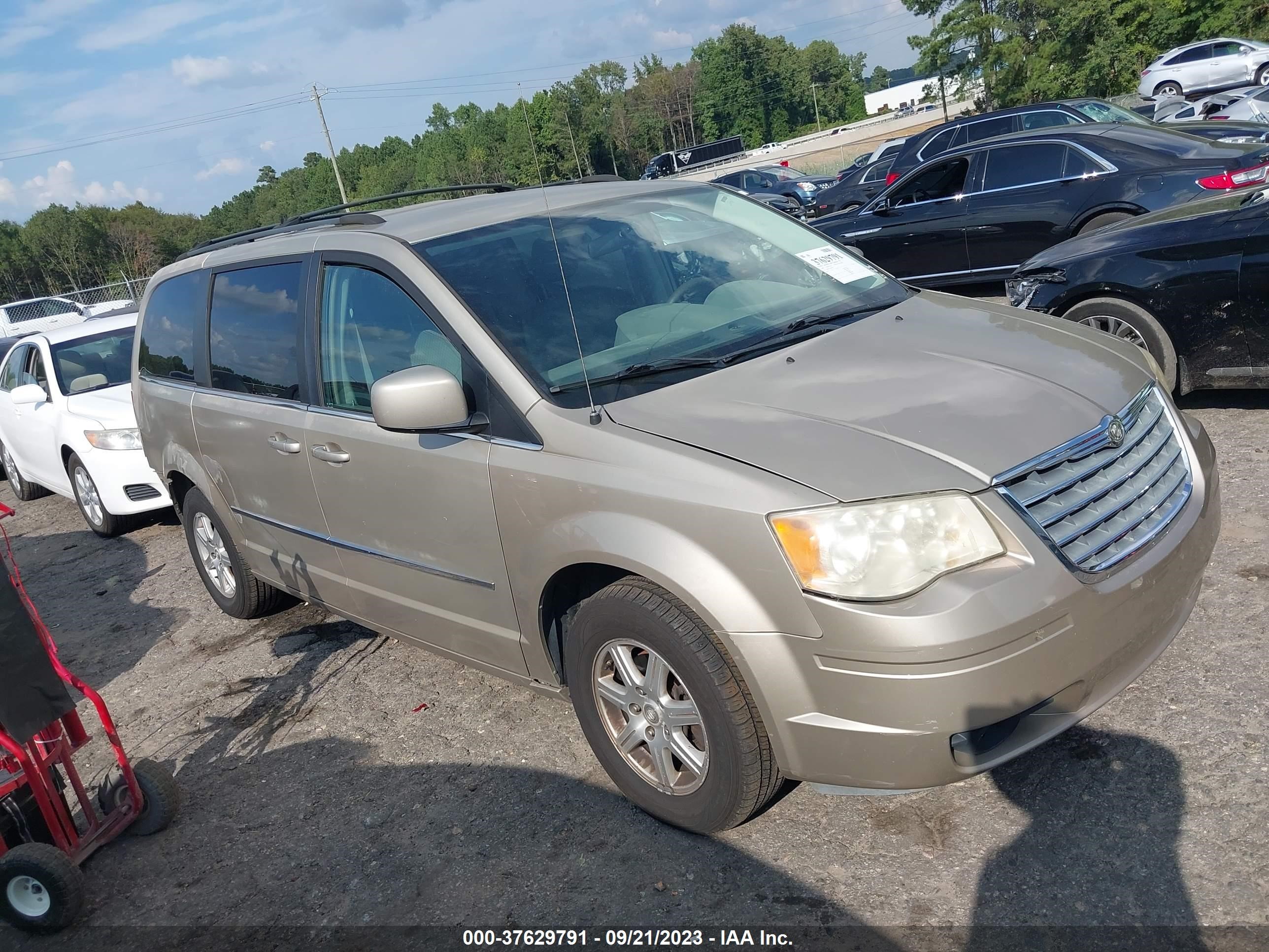 CHRYSLER TOWN & COUNTRY 2009 2a8hr54129r605996