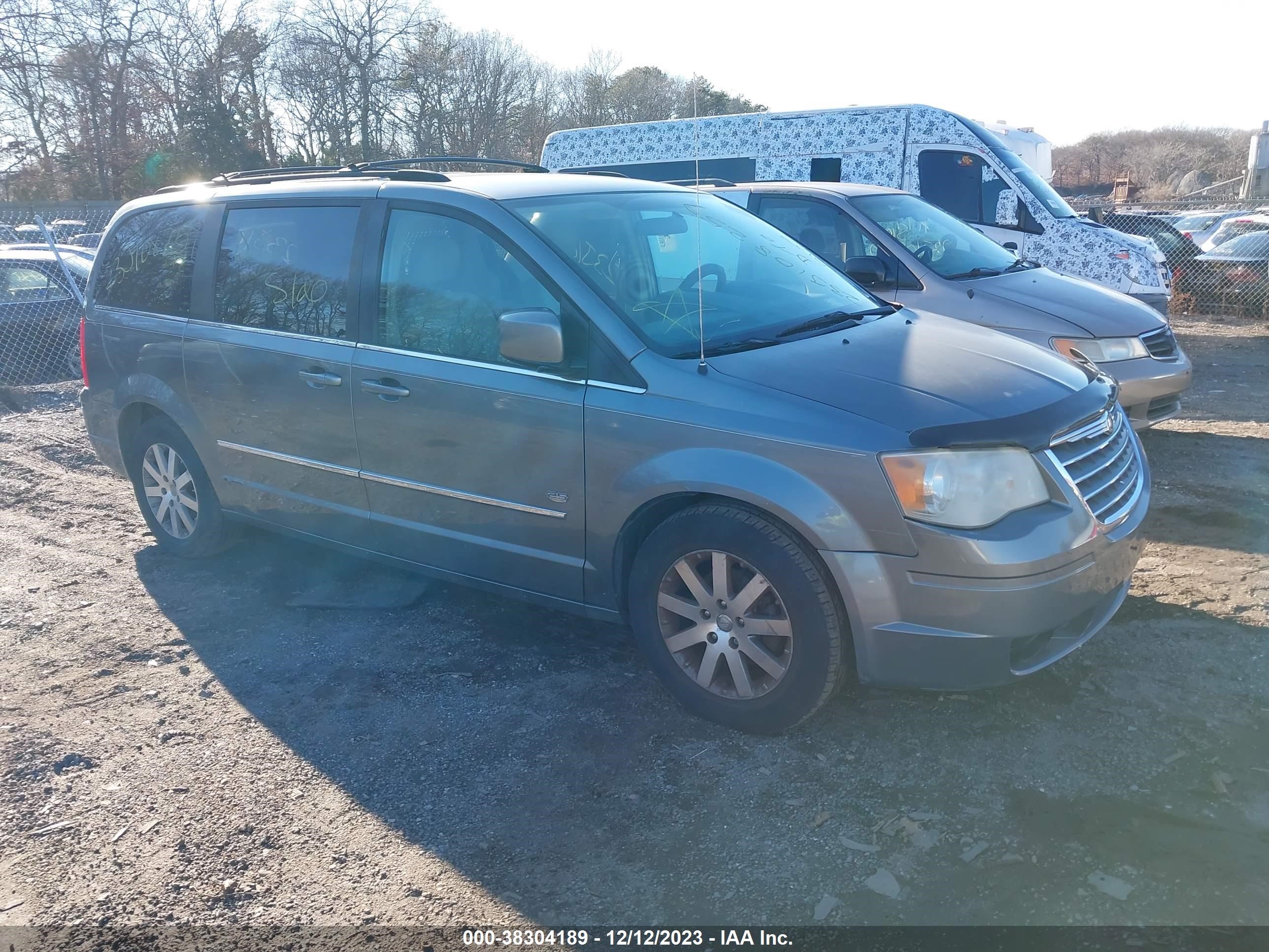 CHRYSLER TOWN & COUNTRY 2009 2a8hr54179r641926