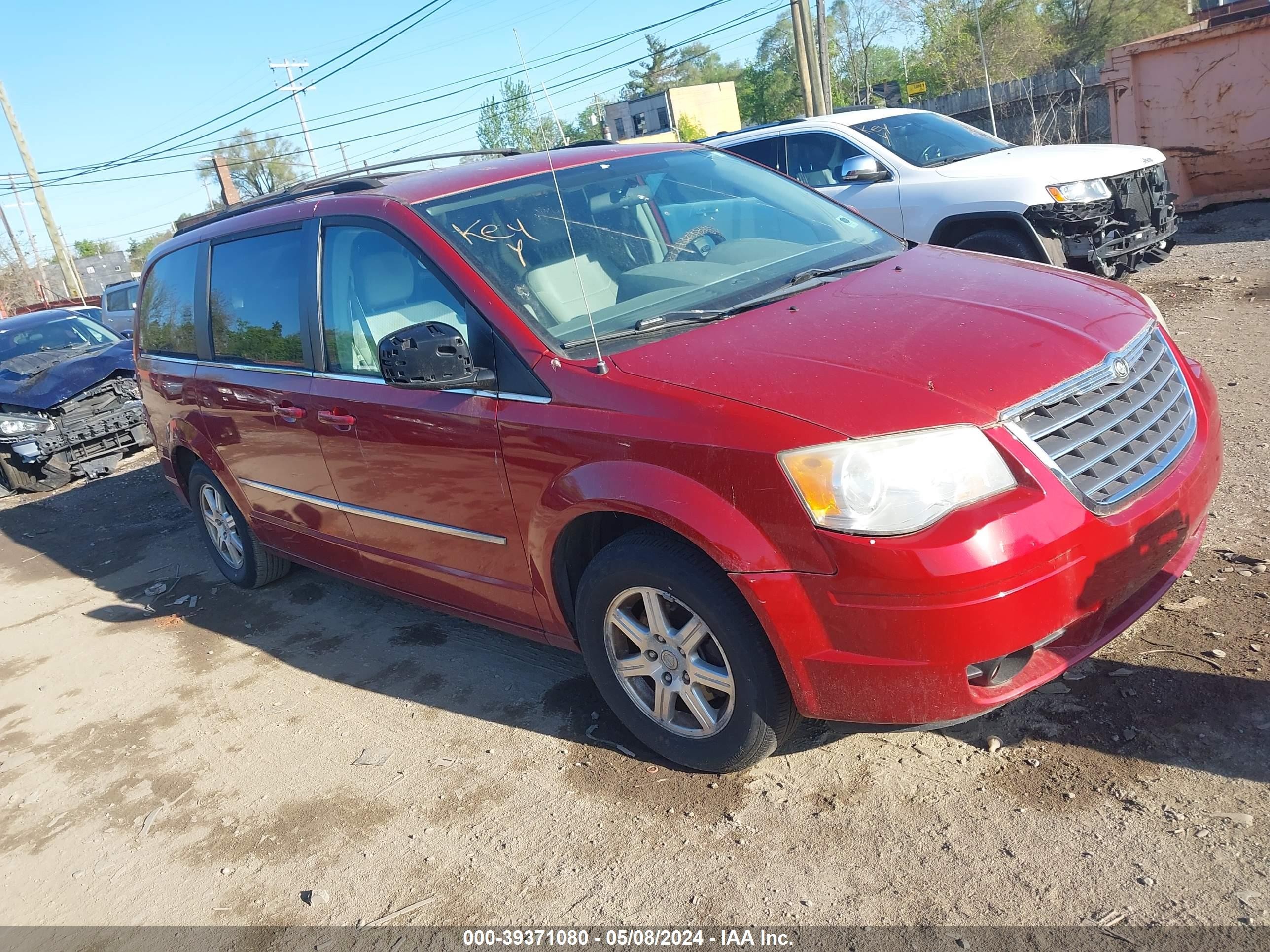 CHRYSLER TOWN & COUNTRY 2009 2a8hr54189r665040