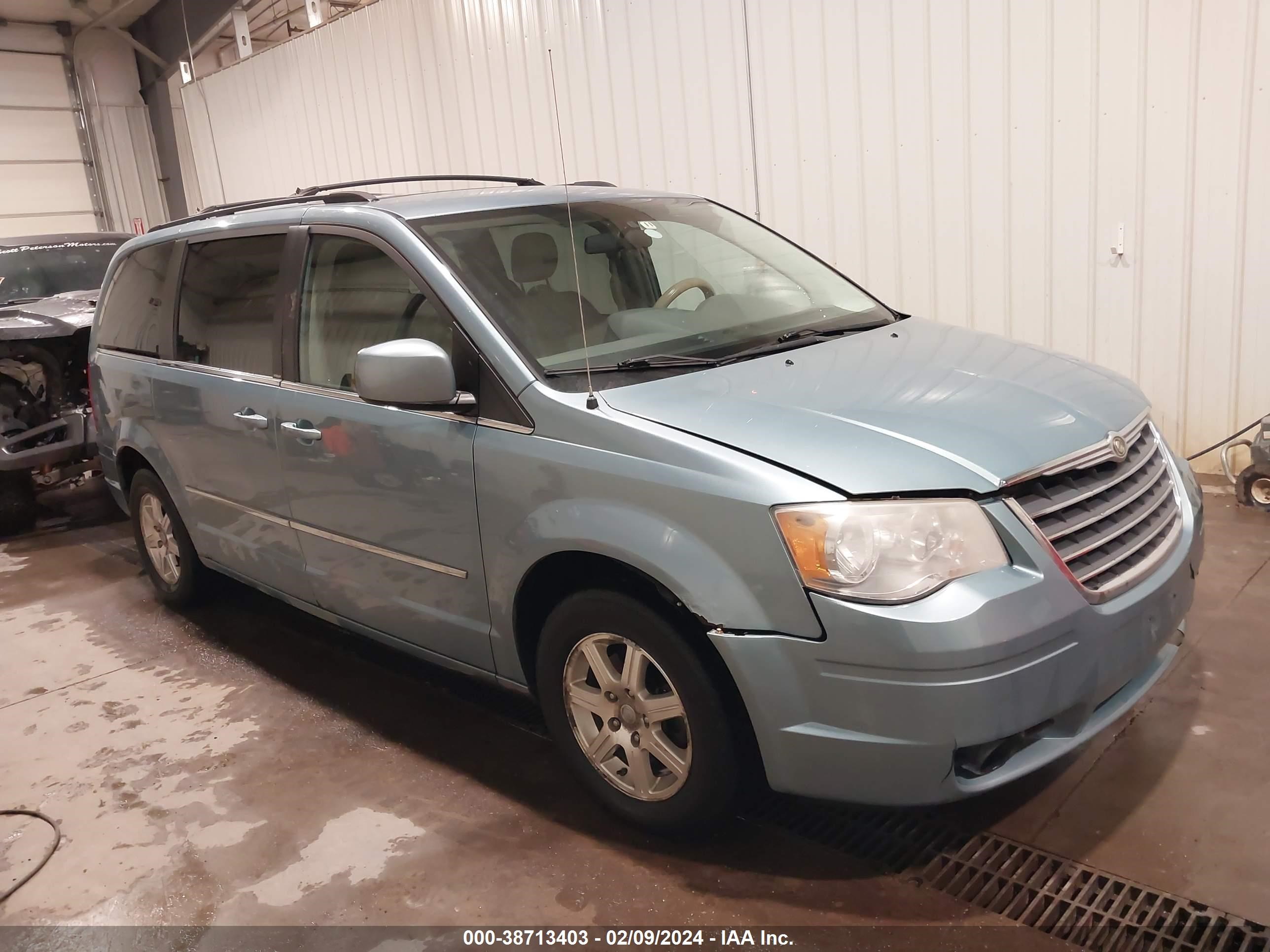 CHRYSLER TOWN & COUNTRY 2009 2a8hr541x9r528648