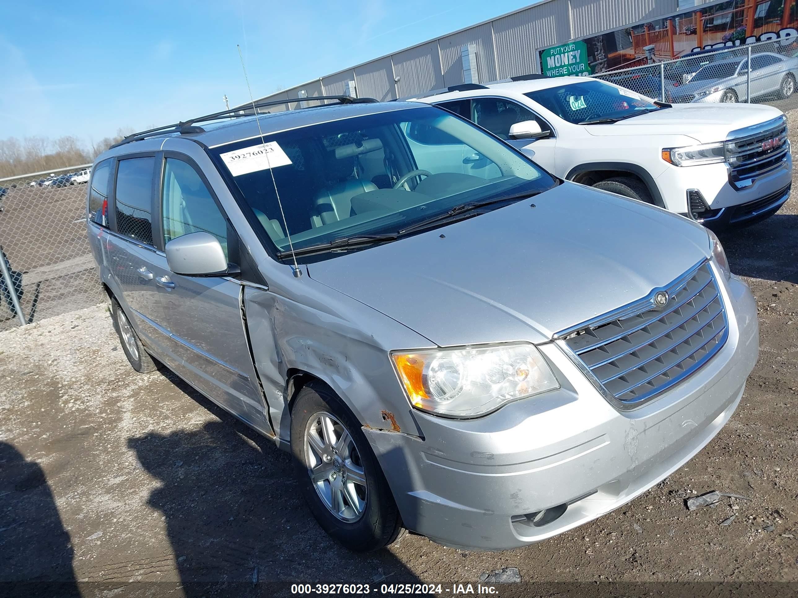 CHRYSLER TOWN & COUNTRY 2009 2a8hr541x9r560533