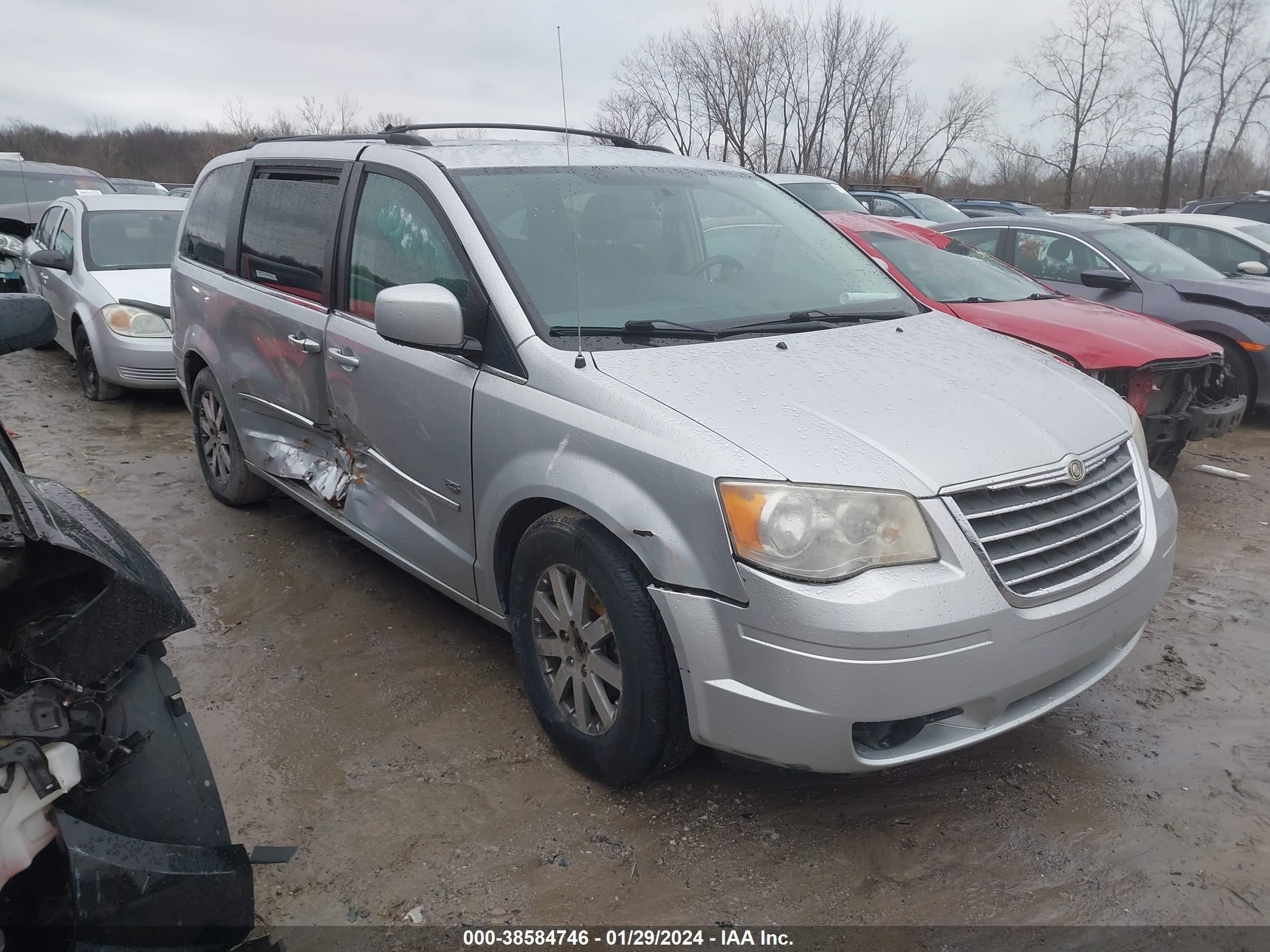 CHRYSLER TOWN & COUNTRY 2009 2a8hr541x9r645937