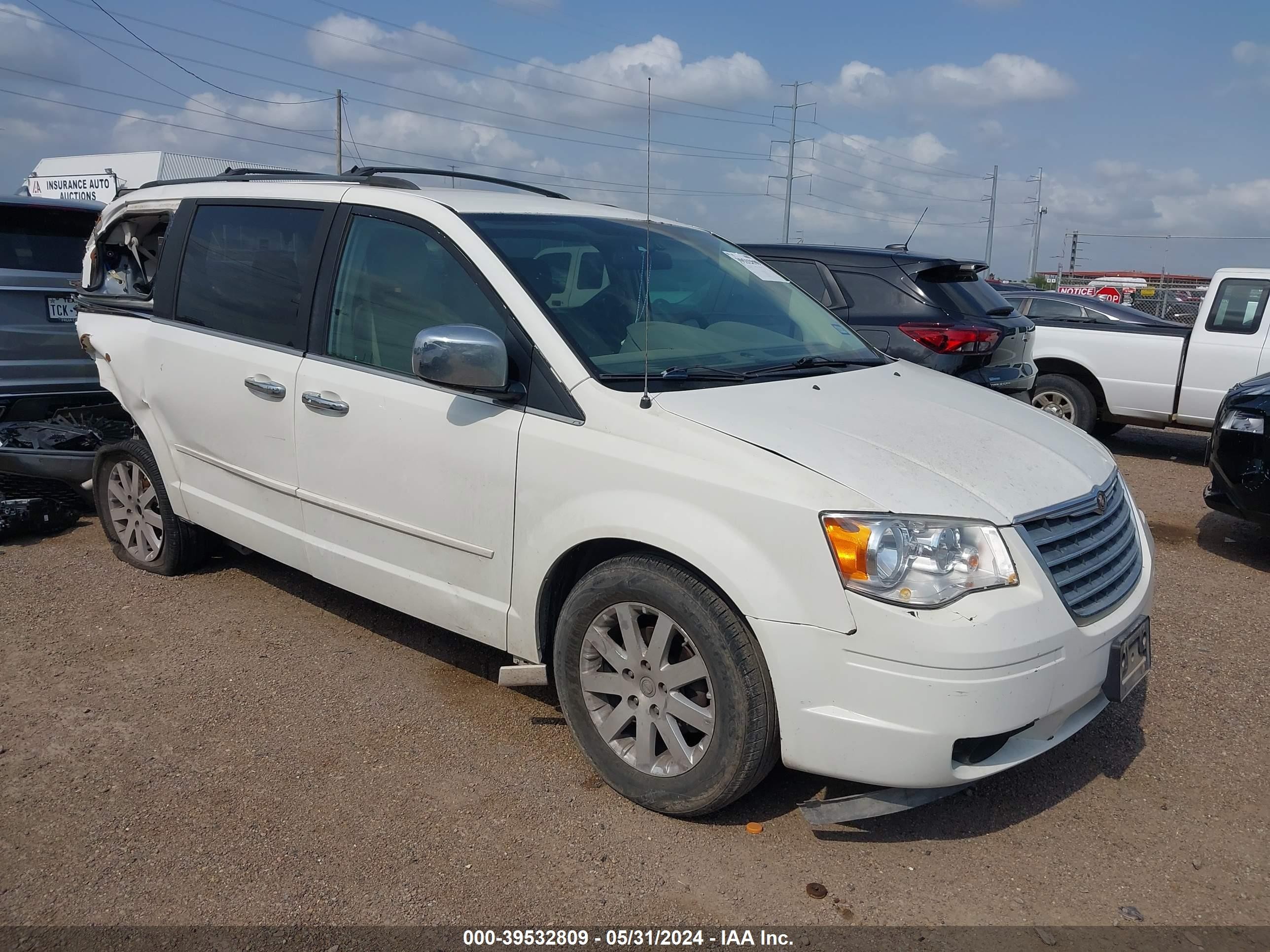 CHRYSLER TOWN & COUNTRY 2008 2a8hr54p08r132554