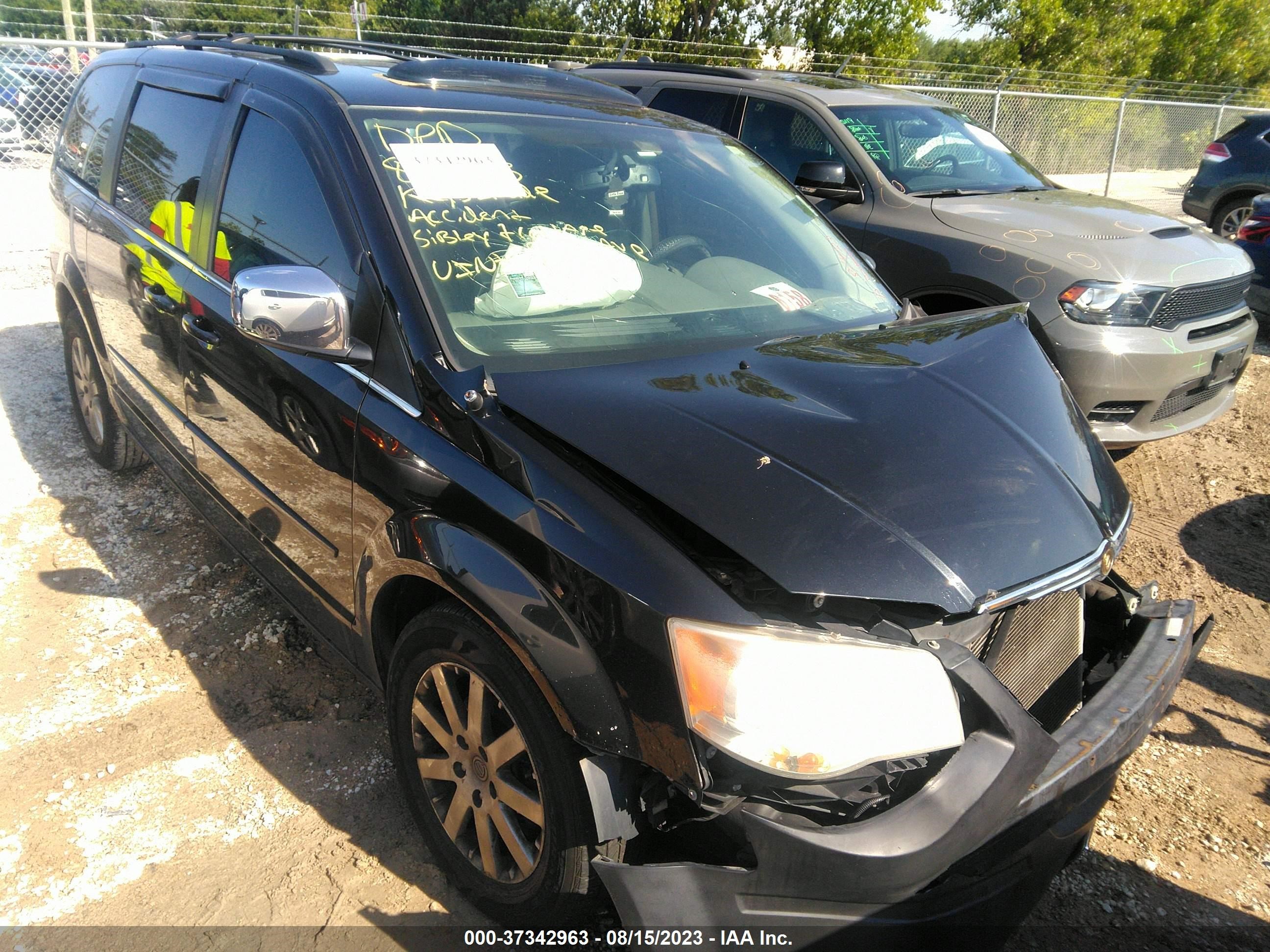 CHRYSLER TOWN & COUNTRY 2008 2a8hr54p08r615056