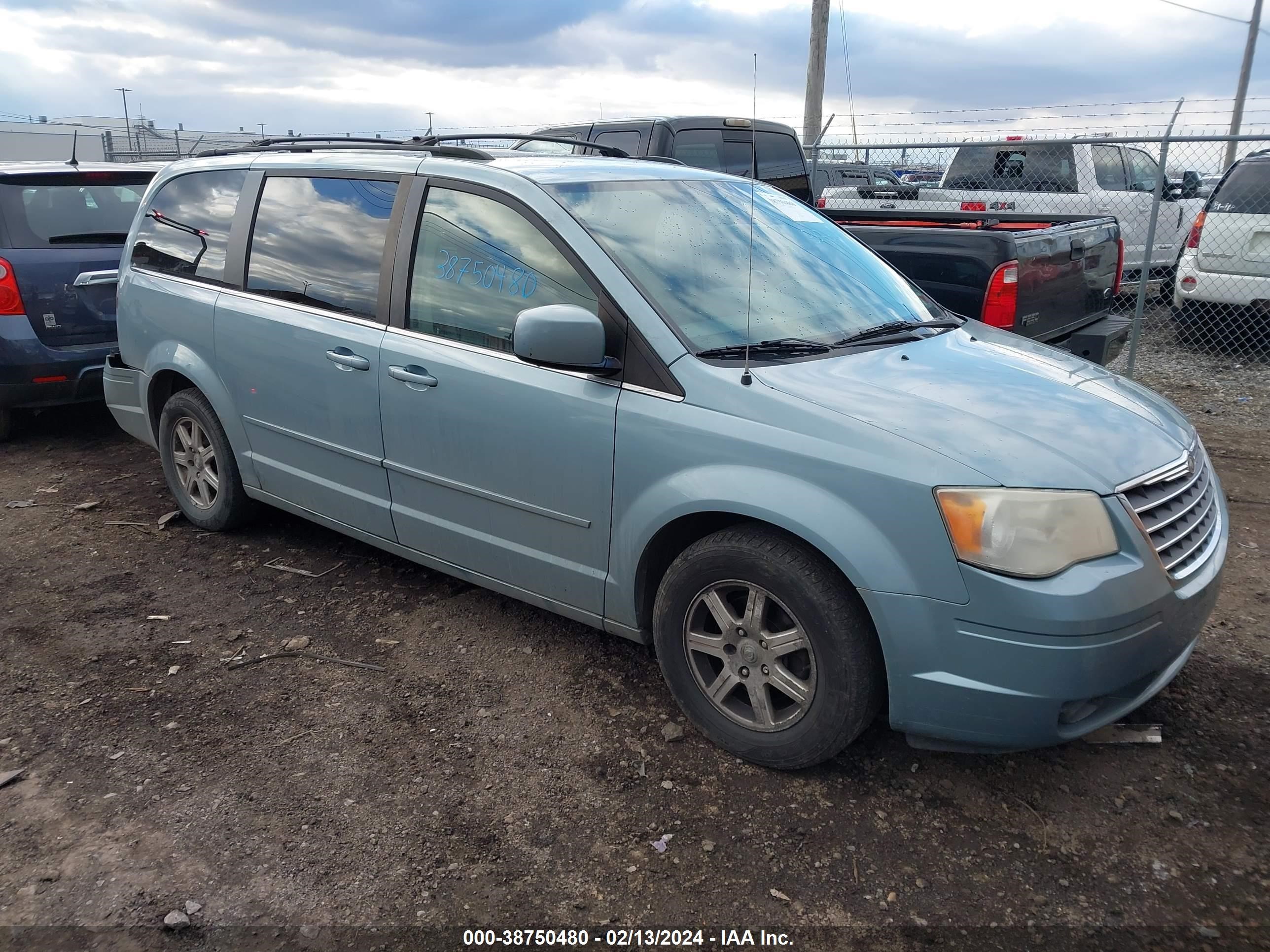 CHRYSLER TOWN & COUNTRY 2008 2a8hr54p08r679050