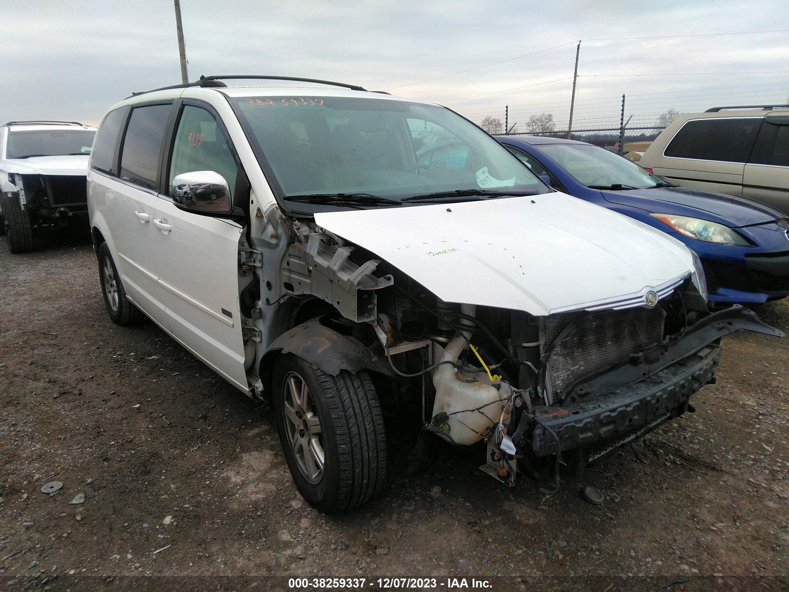 CHRYSLER TOWN & COUNTRY 2008 2a8hr54p08r788320