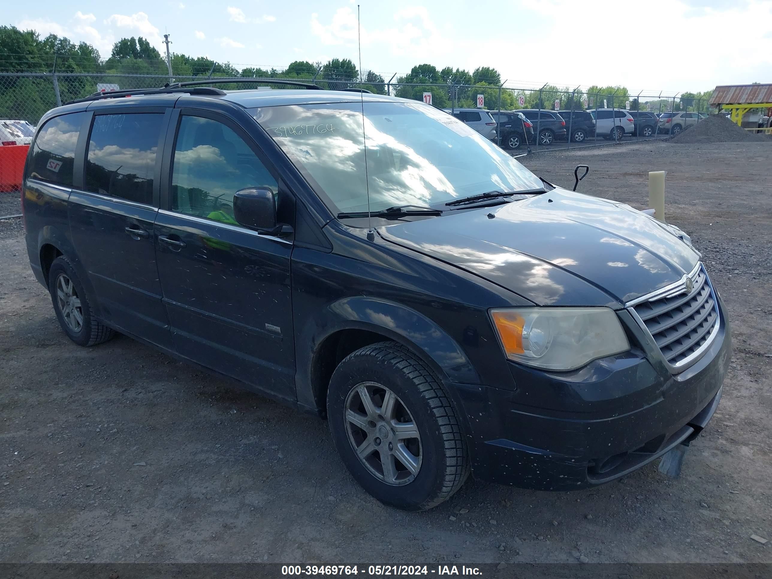 CHRYSLER TOWN & COUNTRY 2008 2a8hr54p08r823843