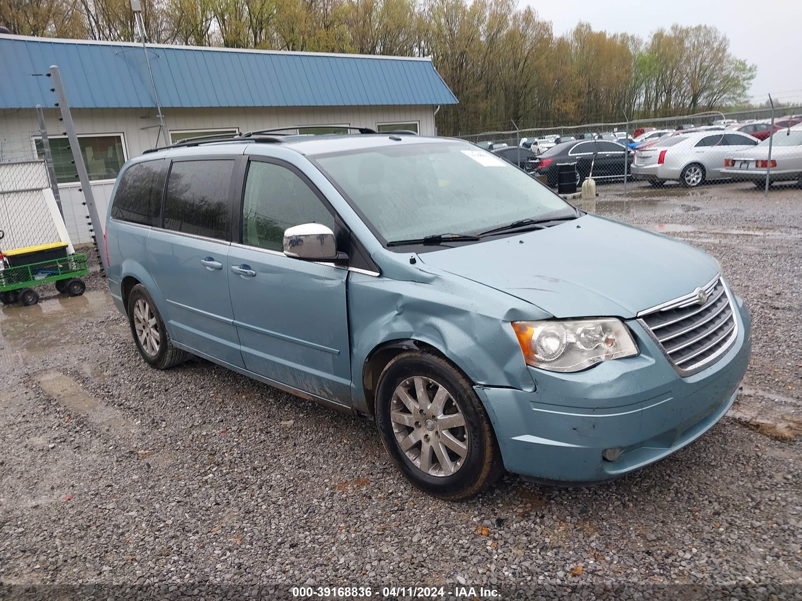 CHRYSLER TOWN & COUNTRY 2008 2a8hr54p18r665903