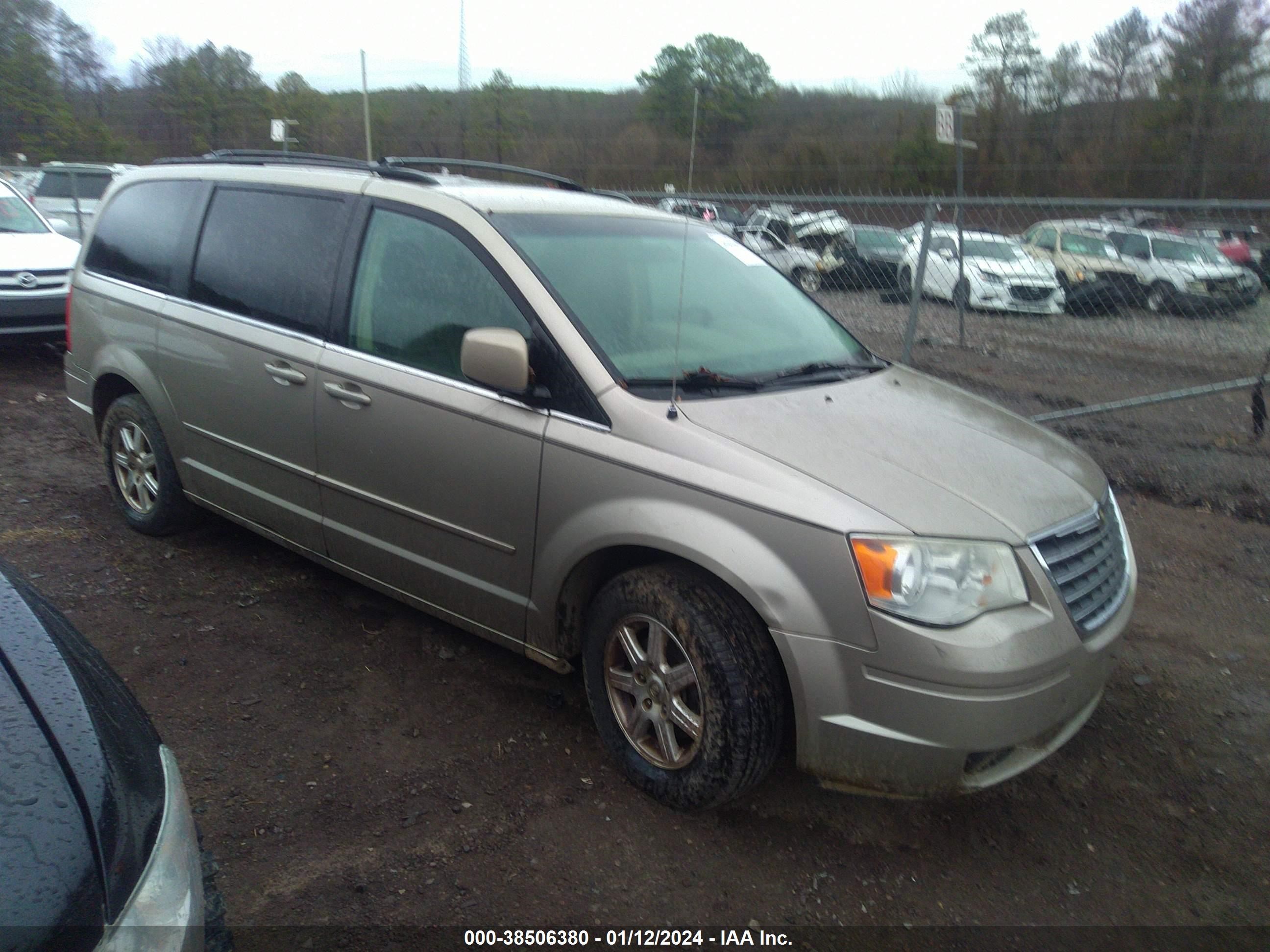 CHRYSLER TOWN & COUNTRY 2008 2a8hr54p18r827125