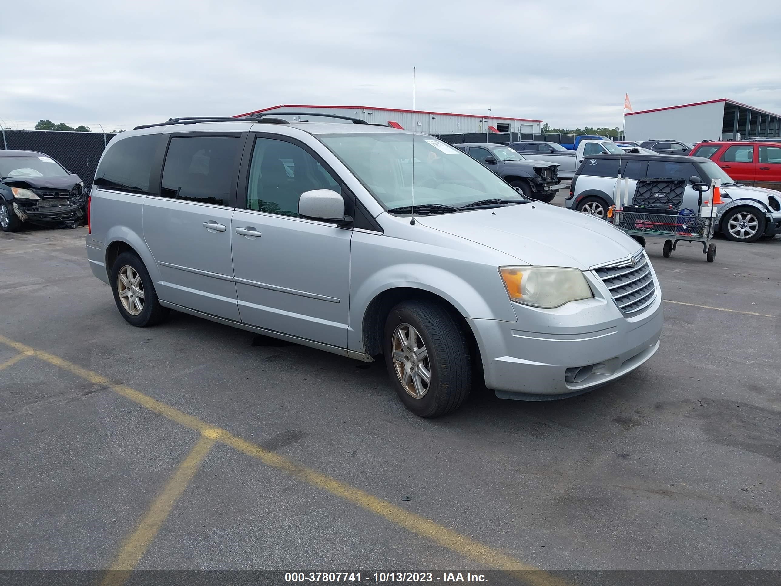 CHRYSLER TOWN & COUNTRY 2008 2a8hr54p28r151798