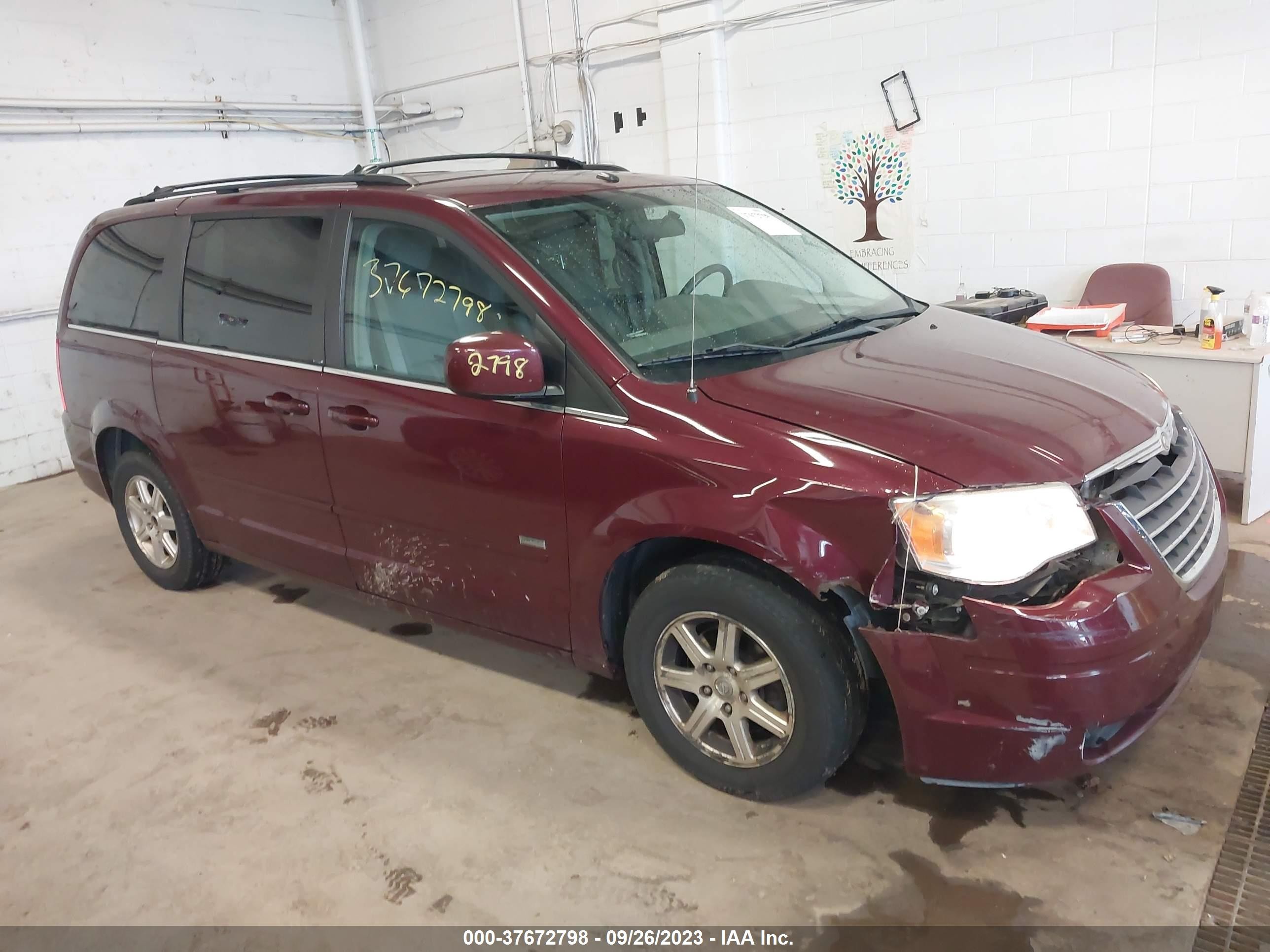 CHRYSLER TOWN & COUNTRY 2008 2a8hr54p28r730158