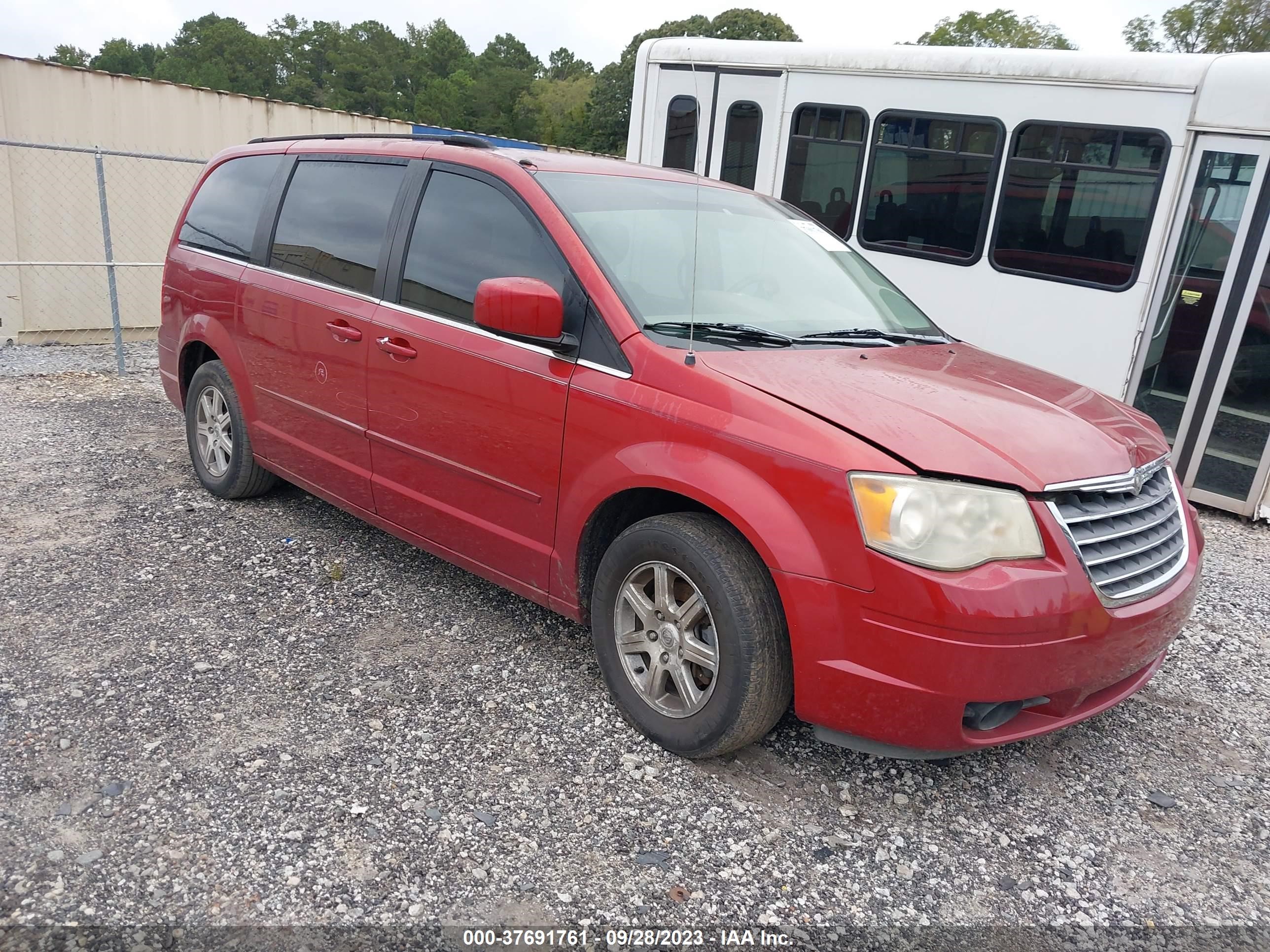 CHRYSLER TOWN & COUNTRY 2008 2a8hr54p28r744058