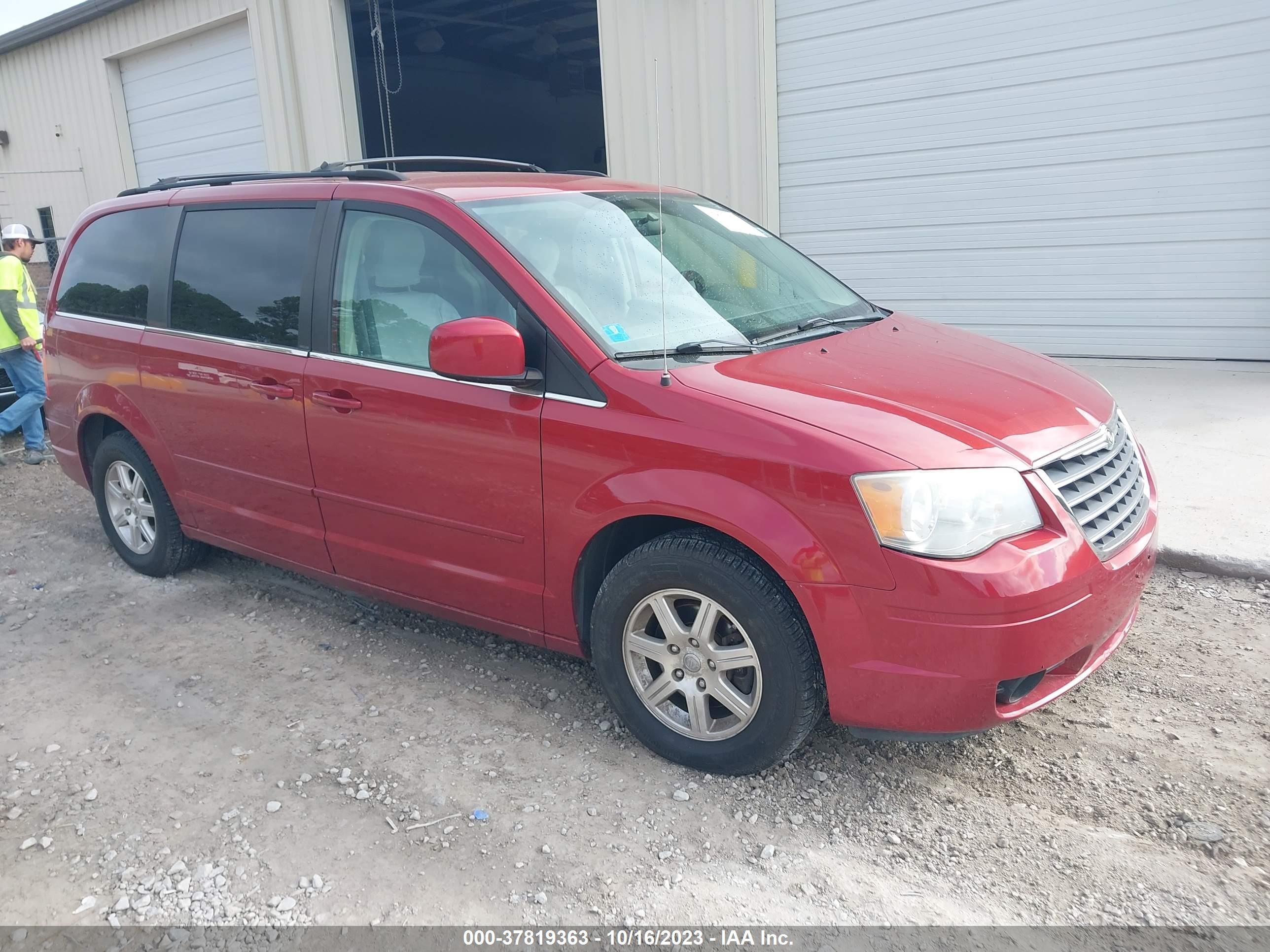 CHRYSLER TOWN & COUNTRY 2008 2a8hr54p28r746179