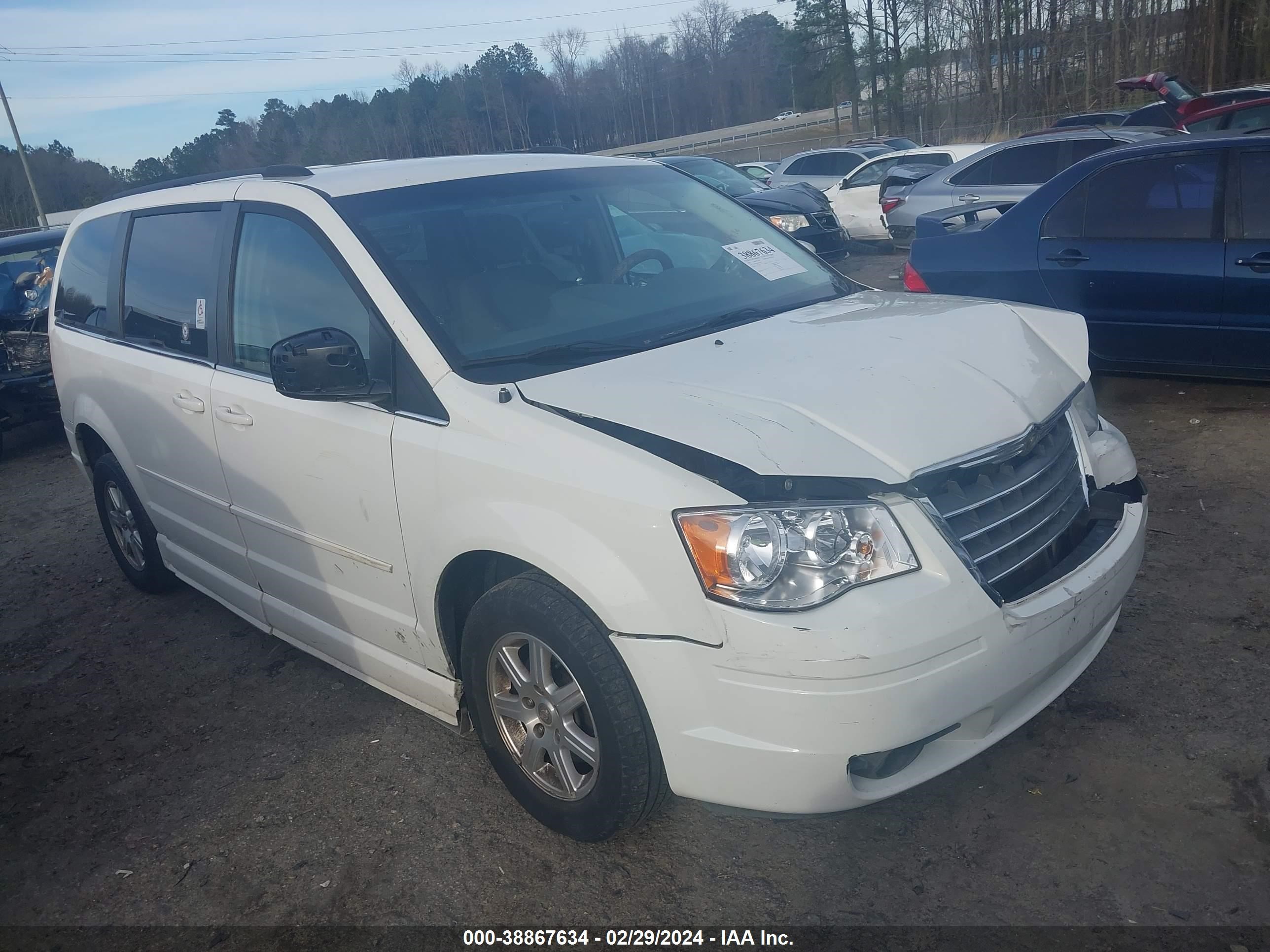 CHRYSLER TOWN & COUNTRY 2008 2a8hr54p28r811824