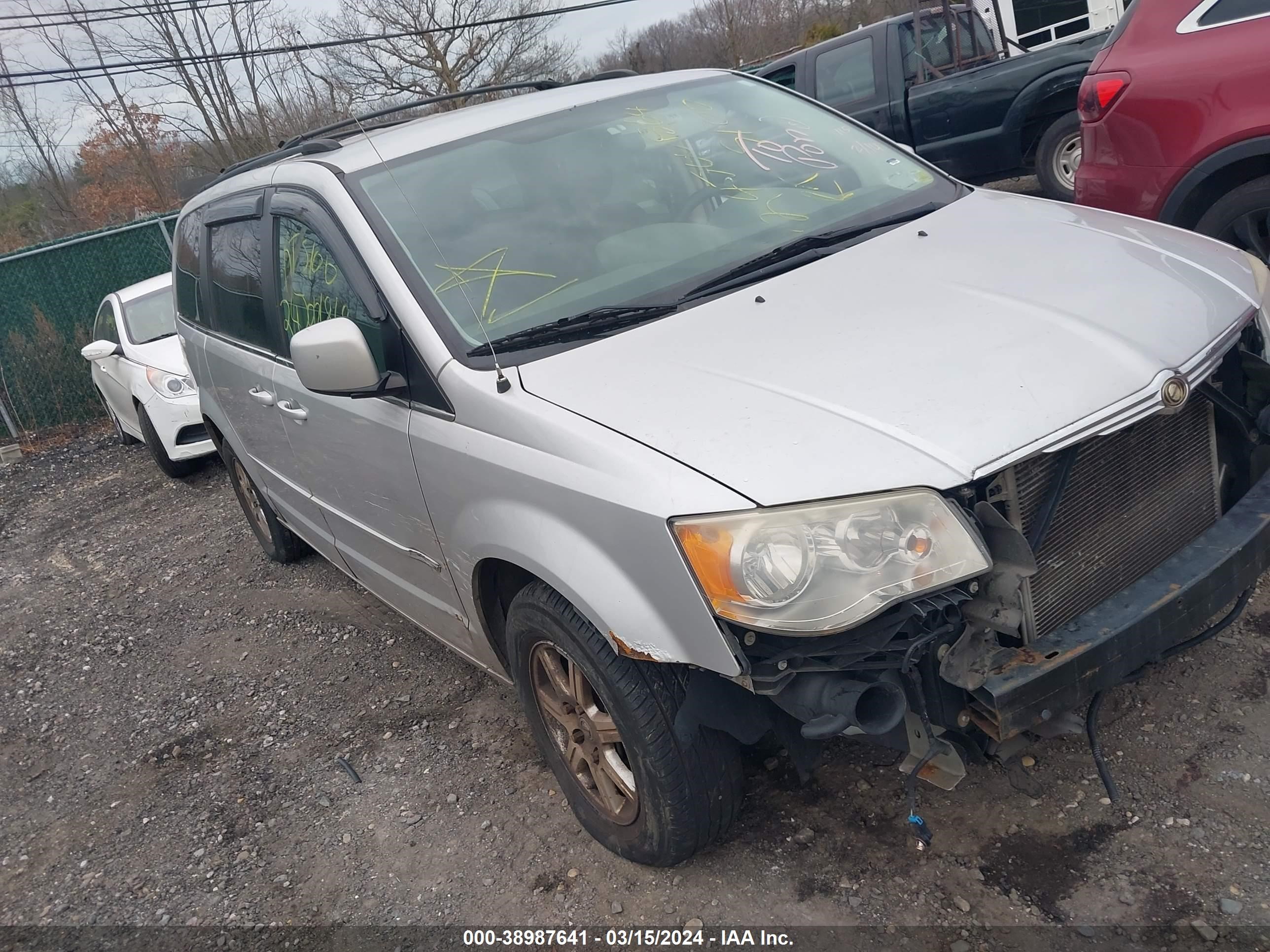 CHRYSLER TOWN & COUNTRY 2008 2a8hr54p28r821530