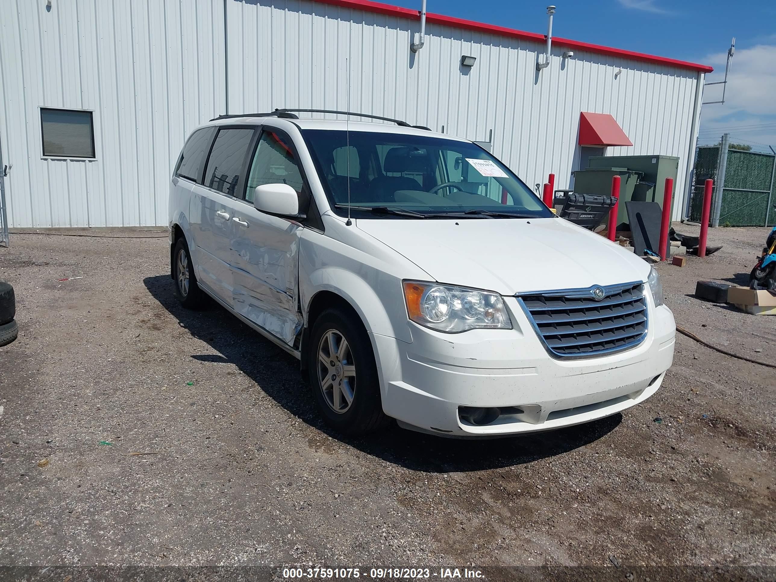 CHRYSLER TOWN & COUNTRY 2008 2a8hr54p38r730315