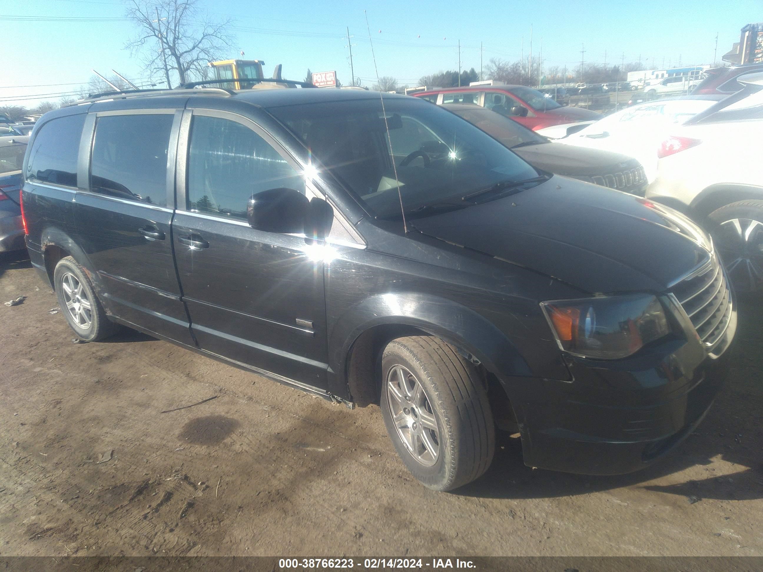 CHRYSLER TOWN & COUNTRY 2008 2a8hr54p38r803991