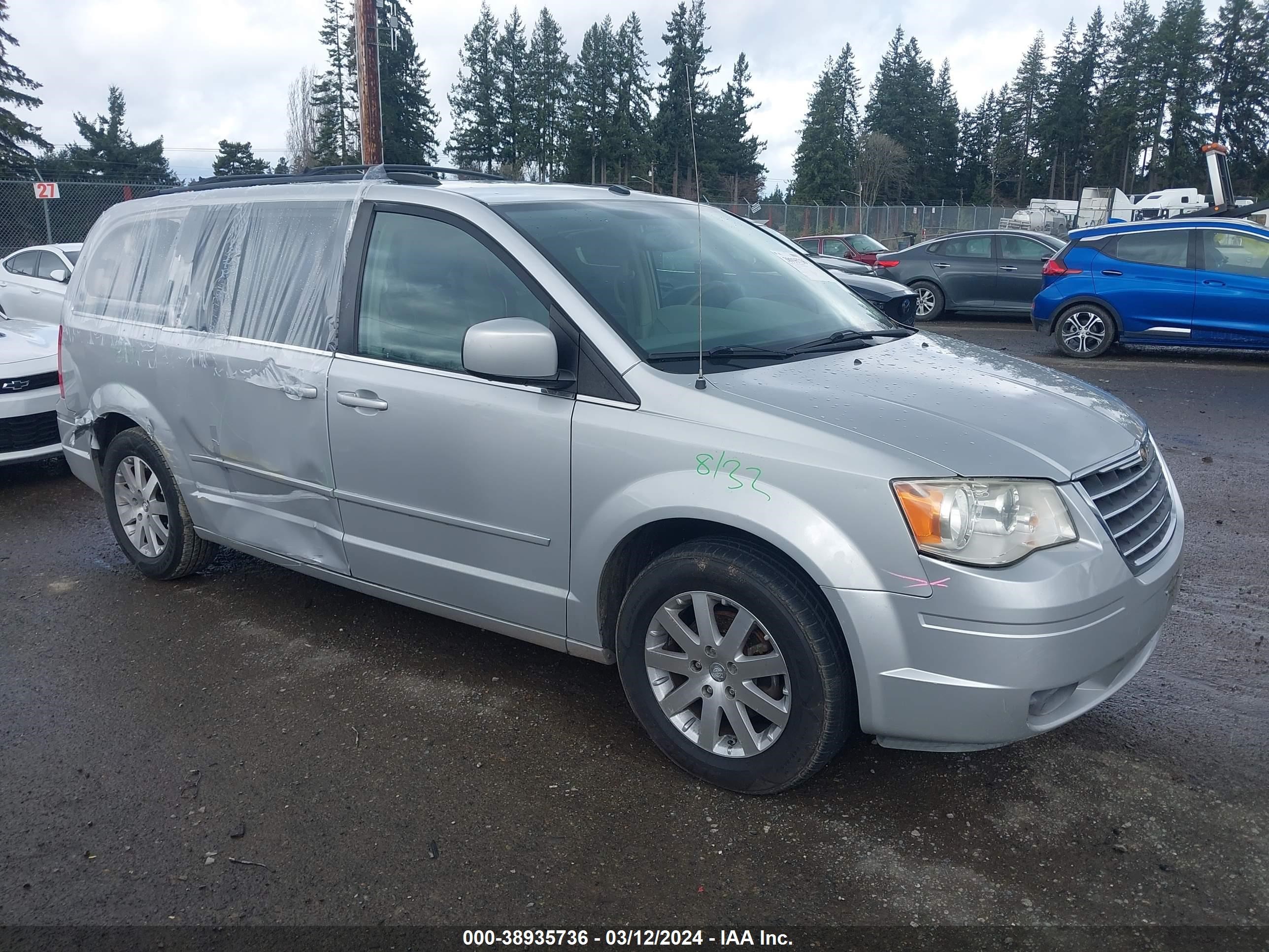 CHRYSLER TOWN & COUNTRY 2008 2a8hr54p48r684526