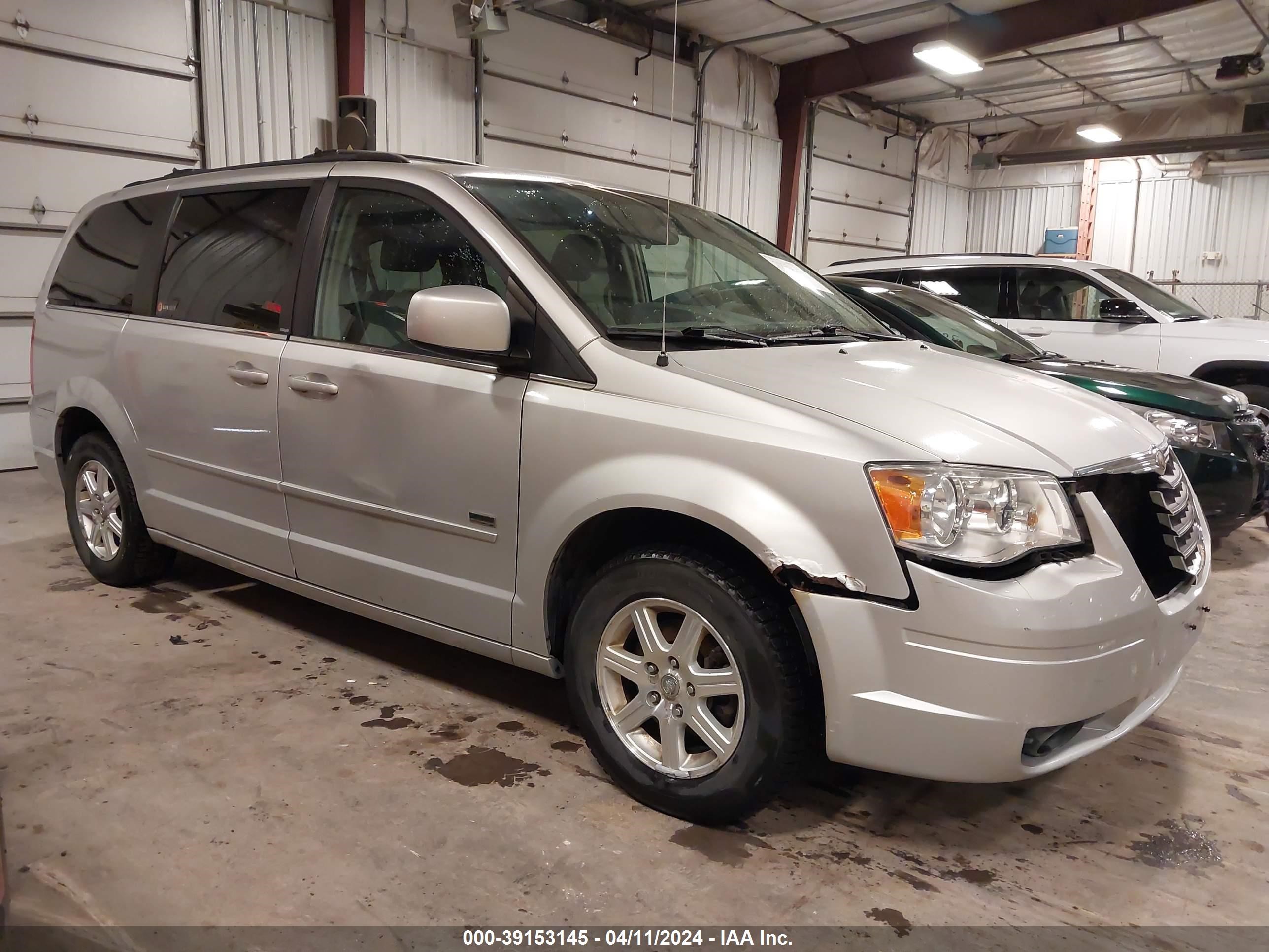 CHRYSLER TOWN & COUNTRY 2008 2a8hr54p48r793357