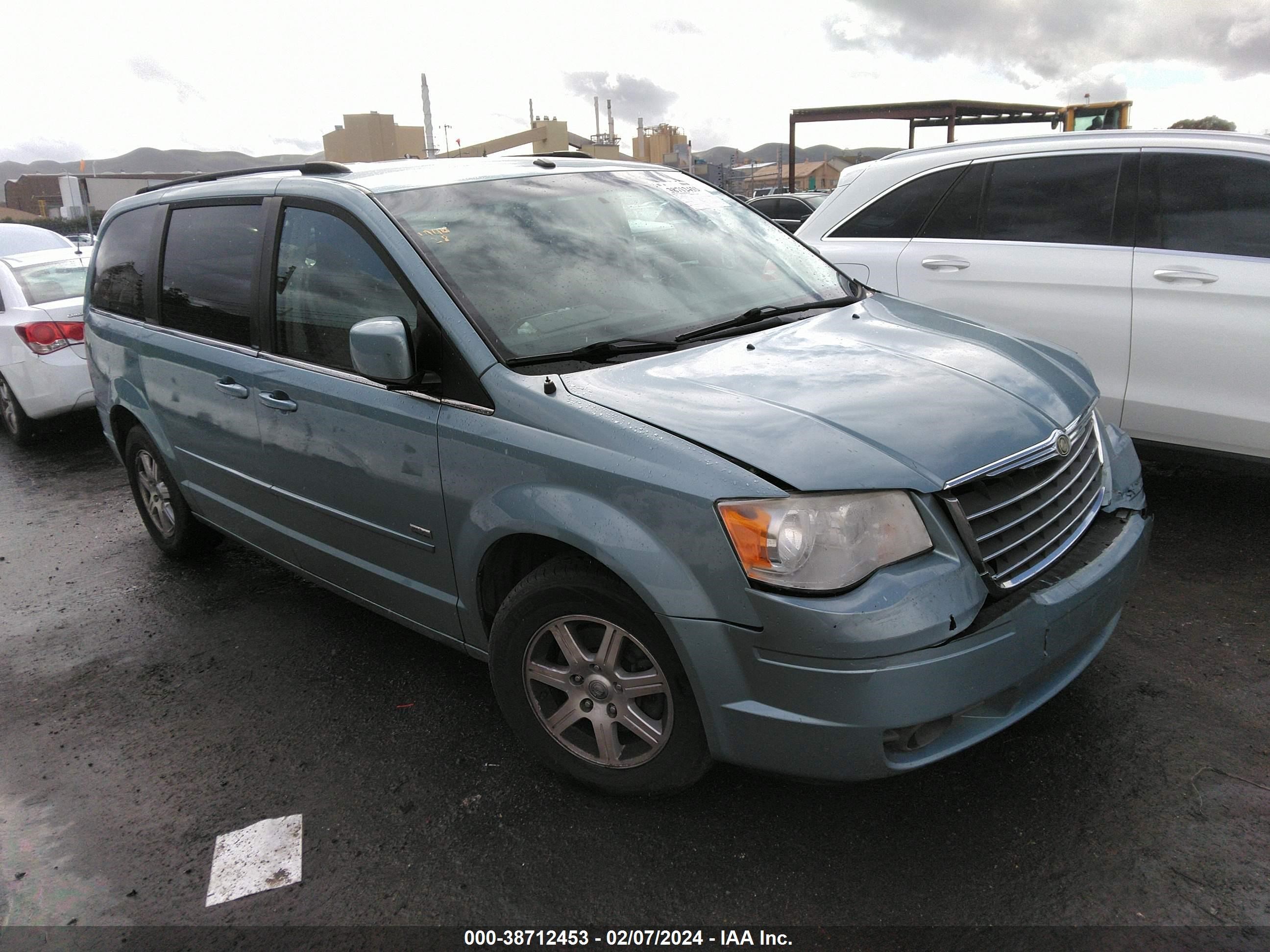 CHRYSLER TOWN & COUNTRY 2008 2a8hr54p58r702192