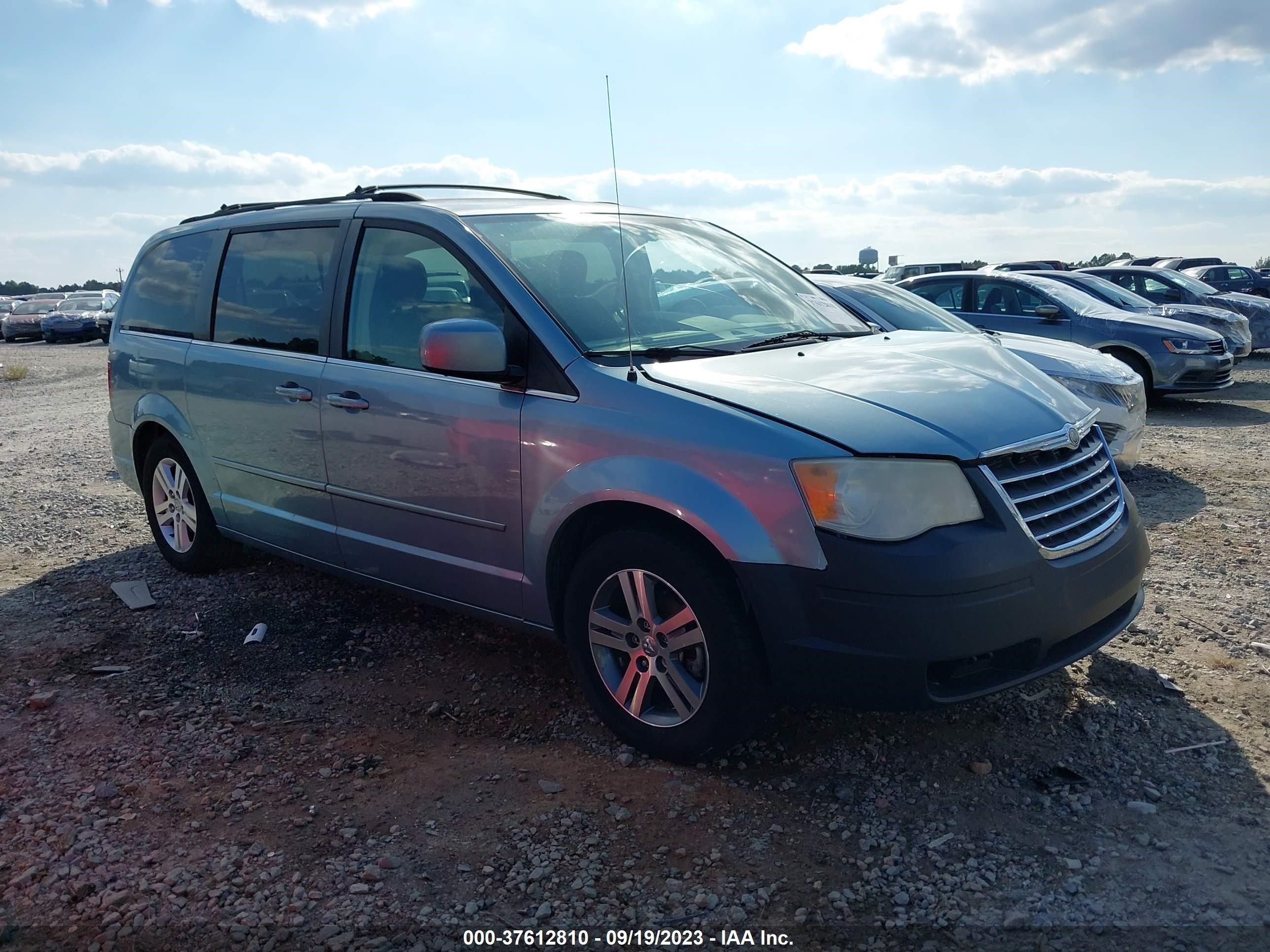 CHRYSLER TOWN & COUNTRY 2008 2a8hr54p68r636557