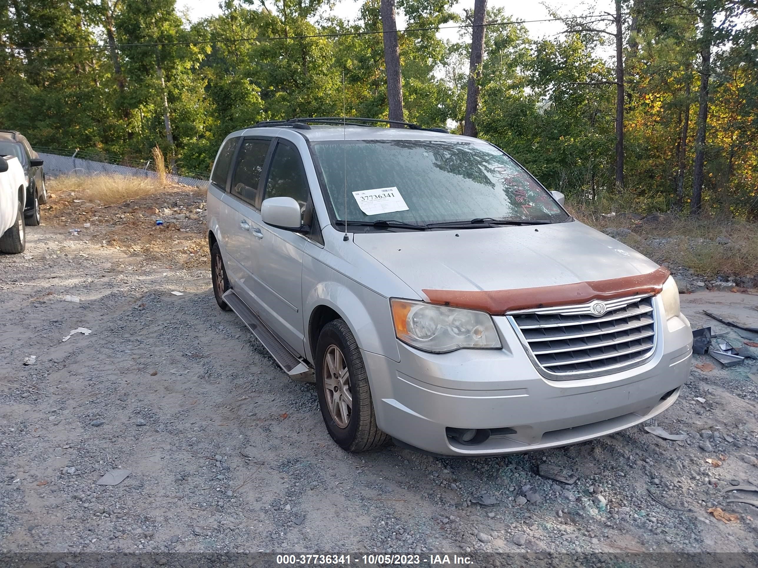 CHRYSLER TOWN & COUNTRY 2008 2a8hr54p68r736349