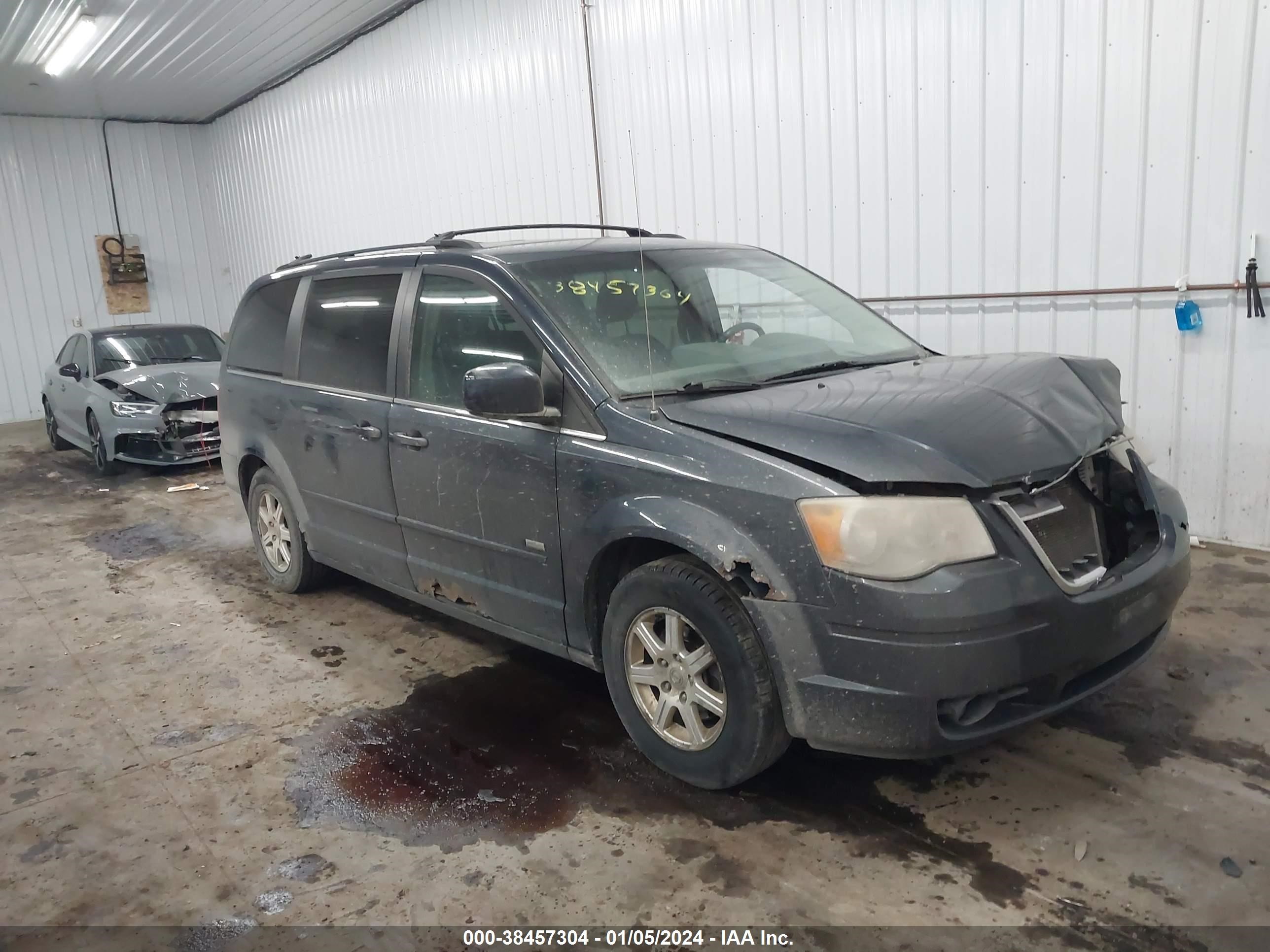 CHRYSLER TOWN & COUNTRY 2008 2a8hr54p88r710030