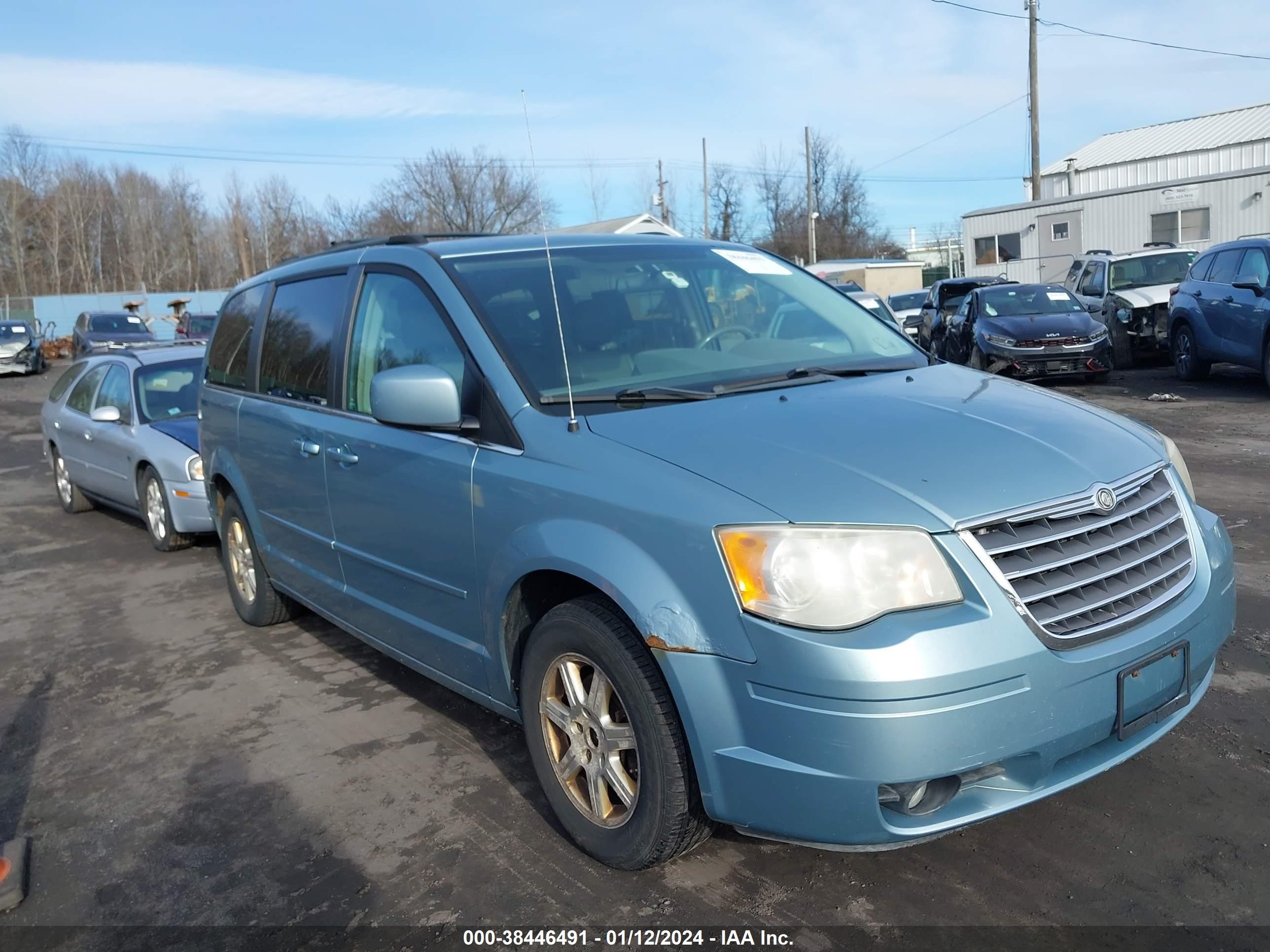 CHRYSLER TOWN & COUNTRY 2008 2a8hr54p98r732232