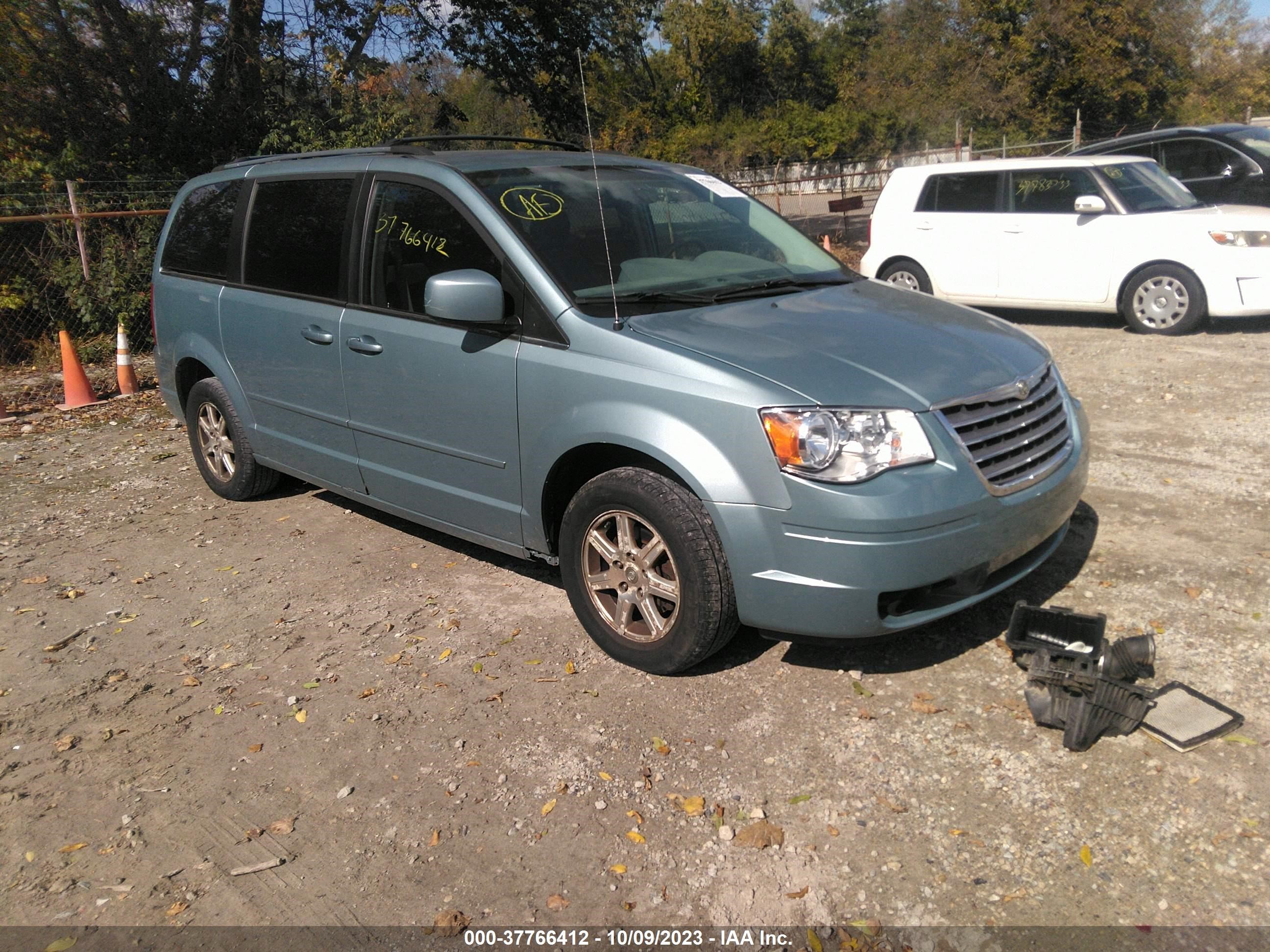 CHRYSLER TOWN & COUNTRY 2008 2a8hr54px8r752246