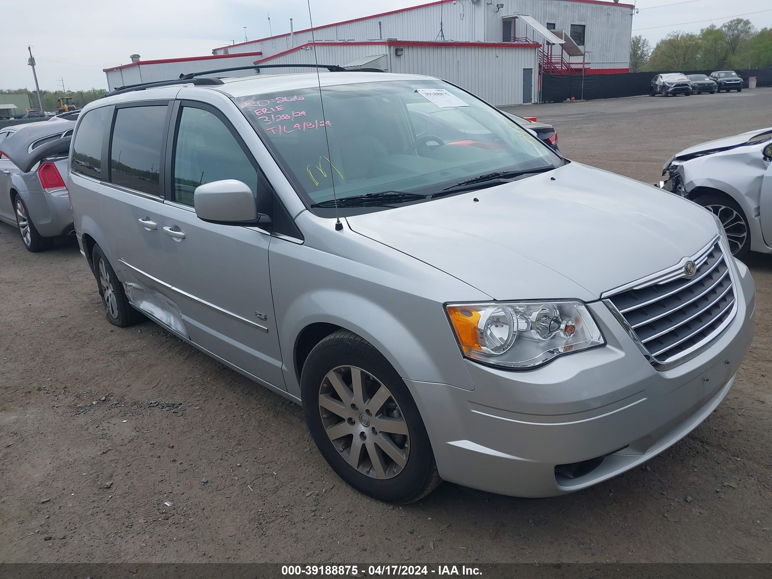 CHRYSLER TOWN & COUNTRY 2009 2a8hr54x29r639845