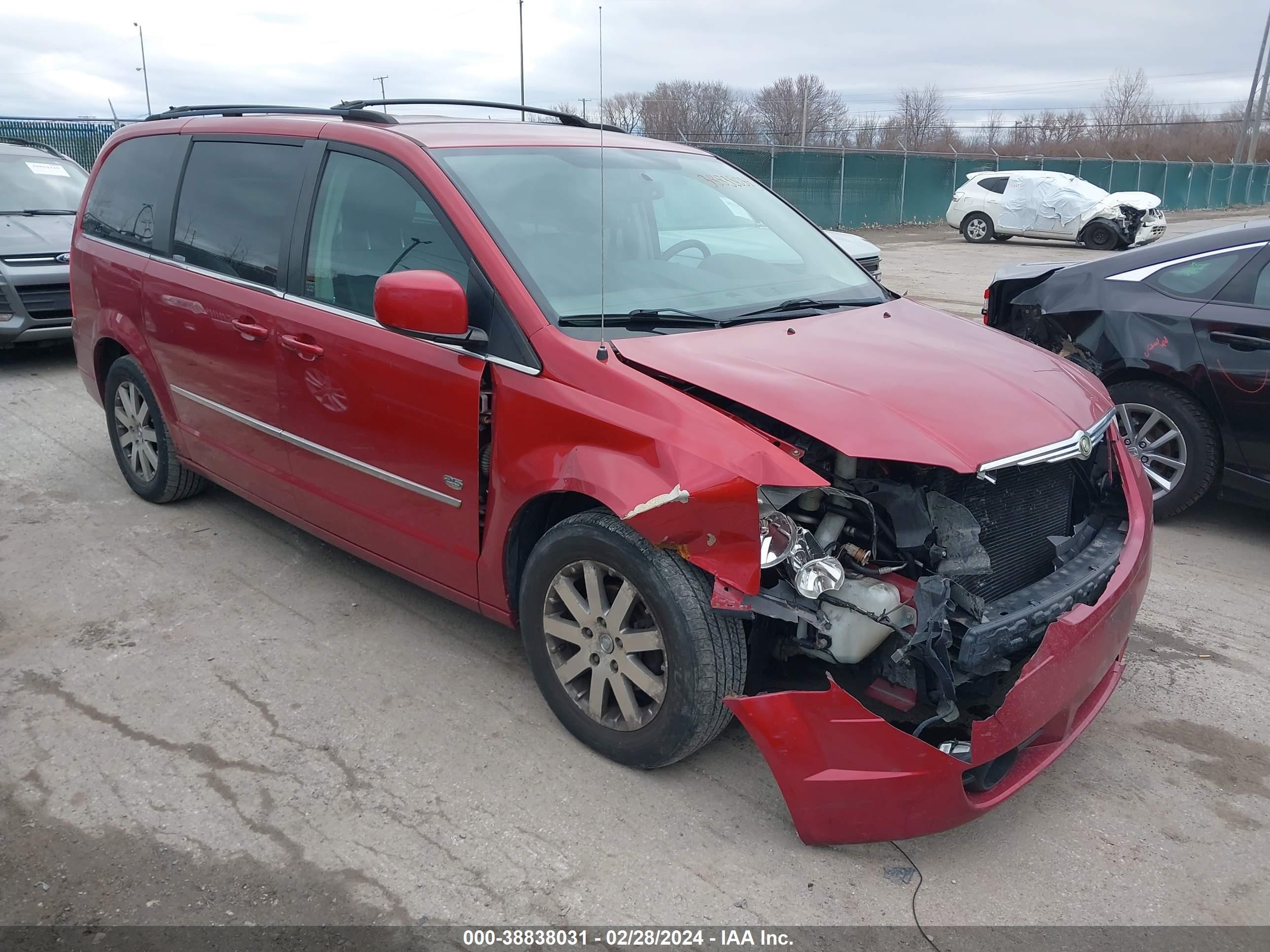 CHRYSLER TOWN & COUNTRY 2009 2a8hr54x99r645450