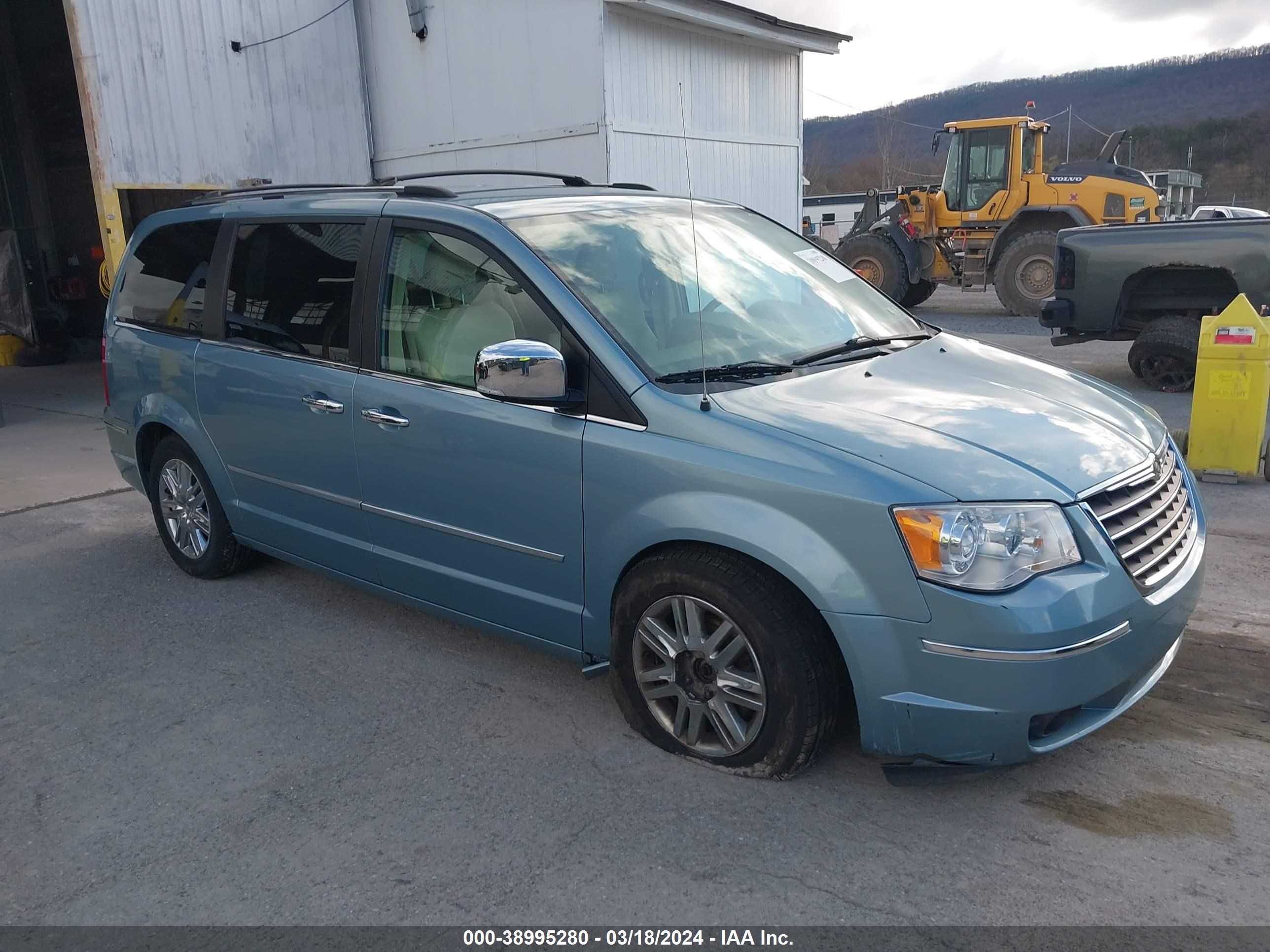 CHRYSLER TOWN & COUNTRY 2008 2a8hr64x18r661761