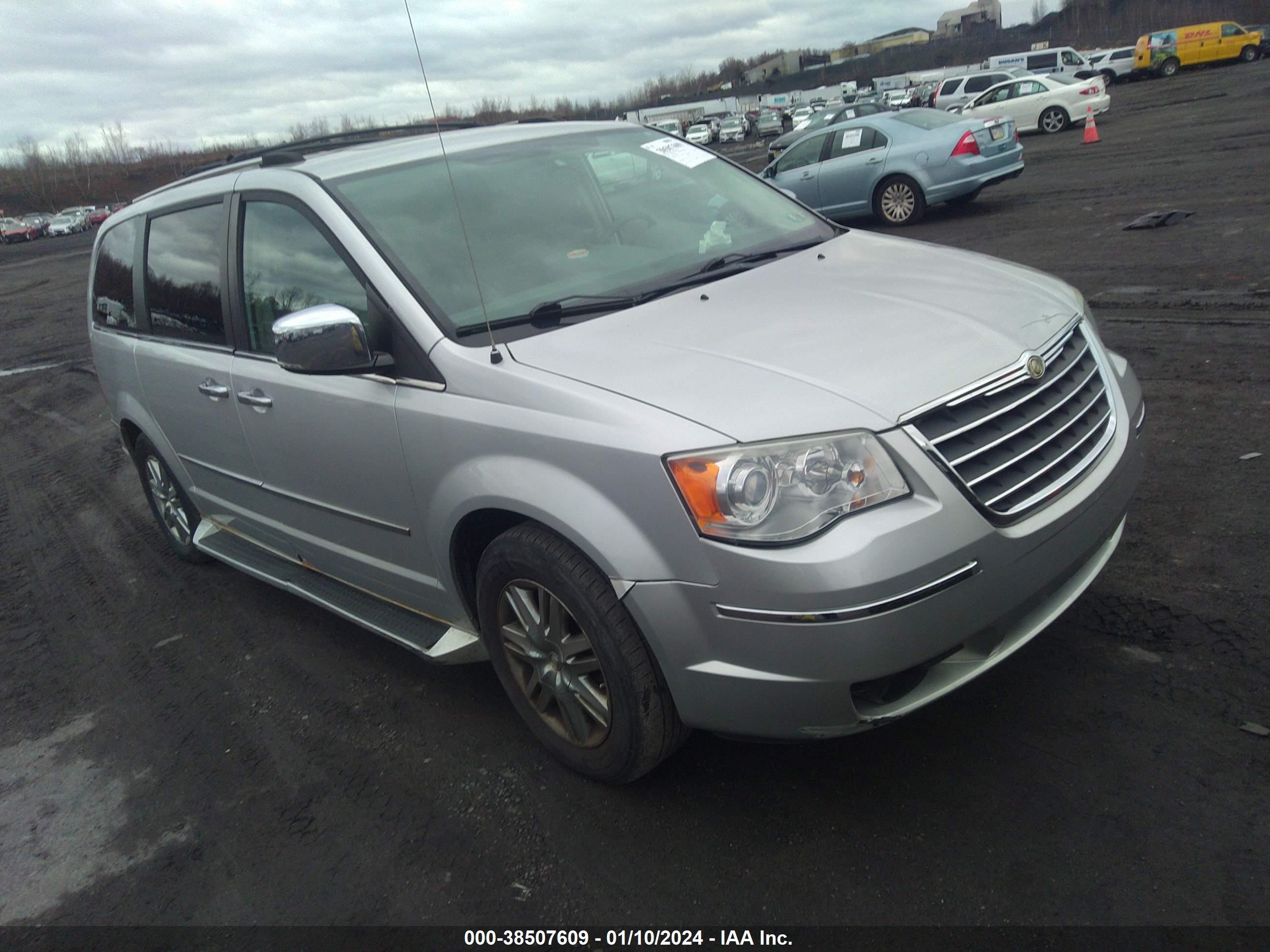 CHRYSLER TOWN & COUNTRY 2009 2a8hr64x49r558027