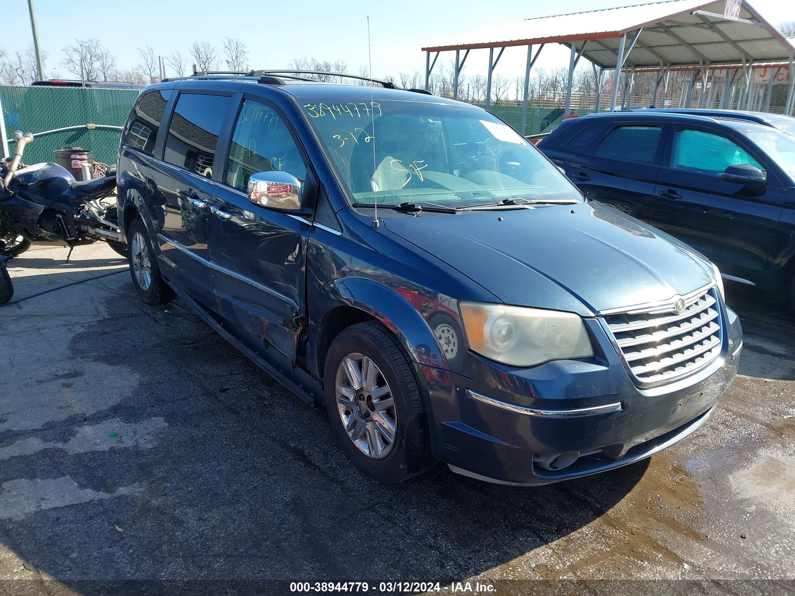 CHRYSLER TOWN & COUNTRY 2008 2a8hr64x58r104285