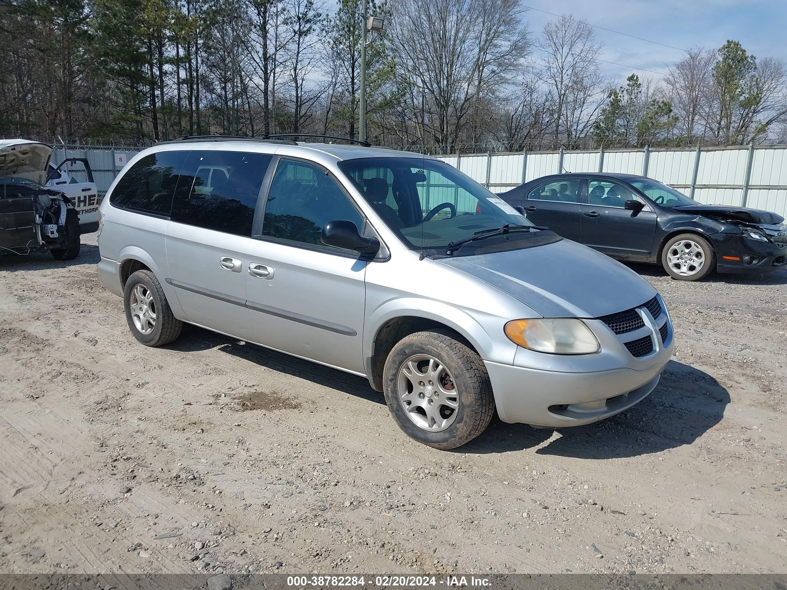 DODGE CARAVAN 2002 2b4gp74l12r500892