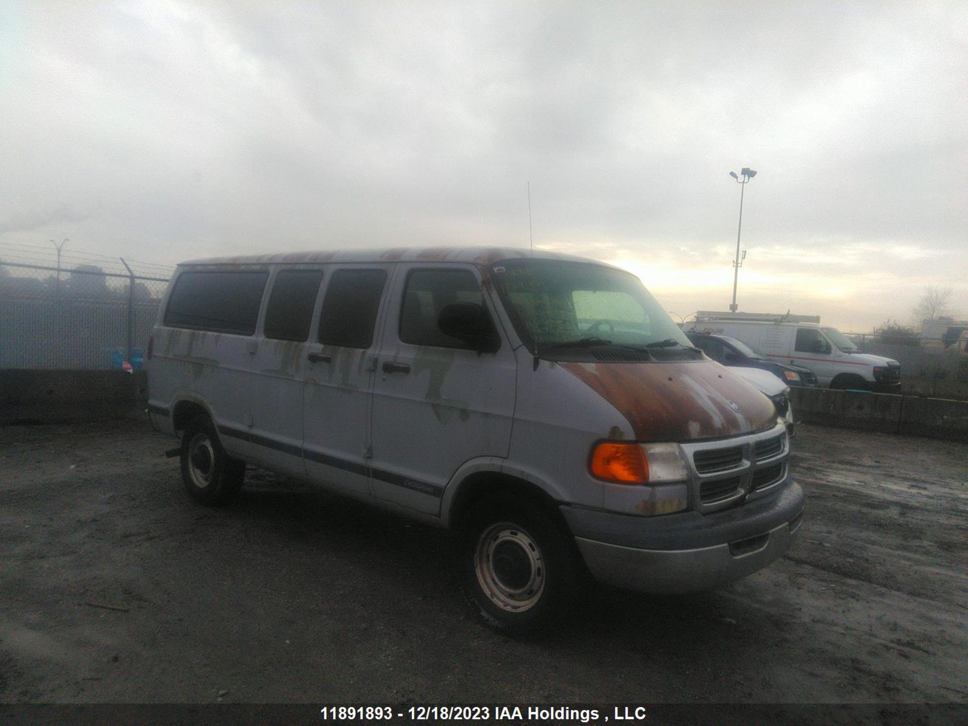 DODGE RAM VAN 2001 2b5wb25y81k554104