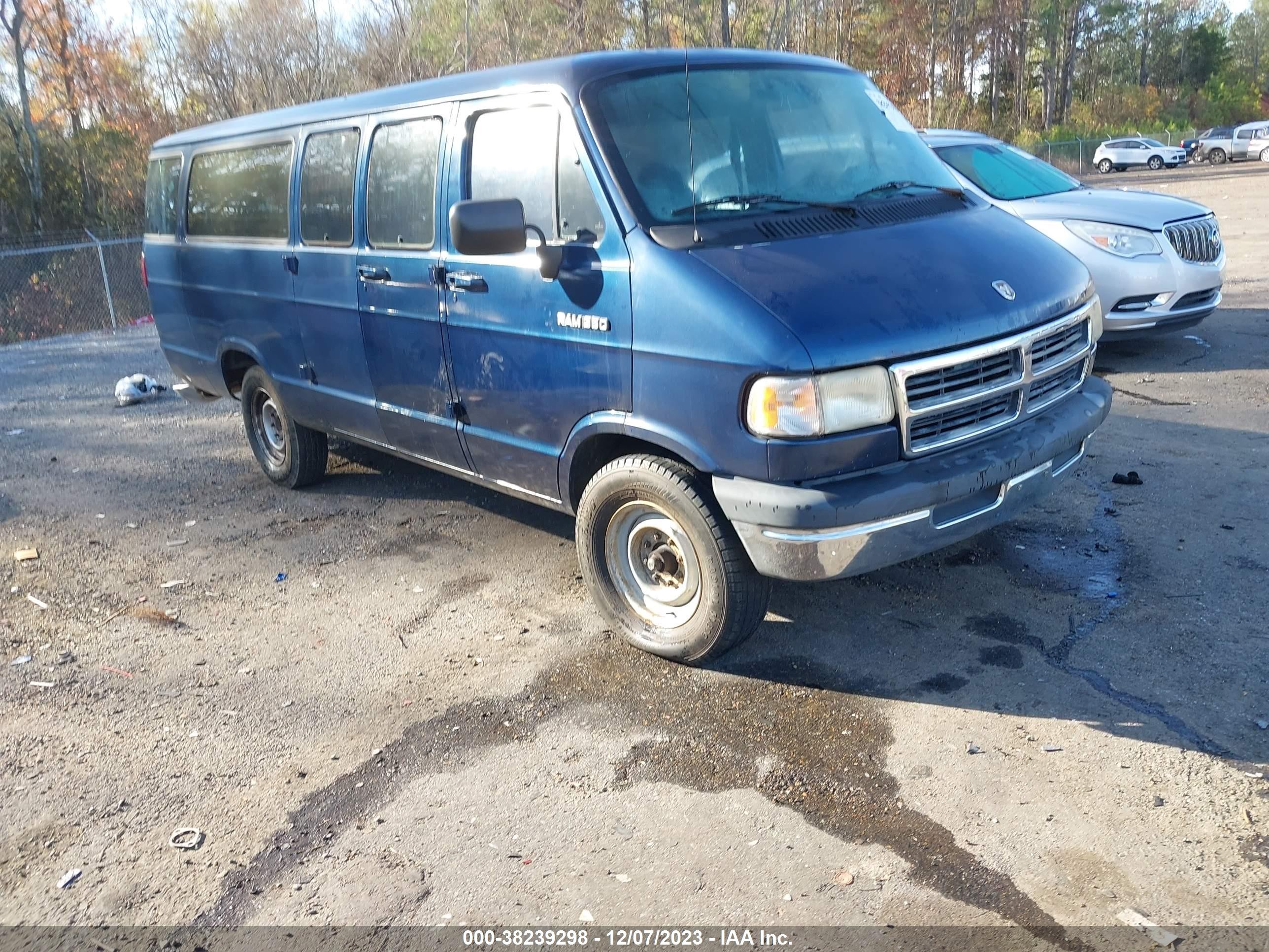 DODGE RAM VAN 1994 2b5wb35z7rk162516