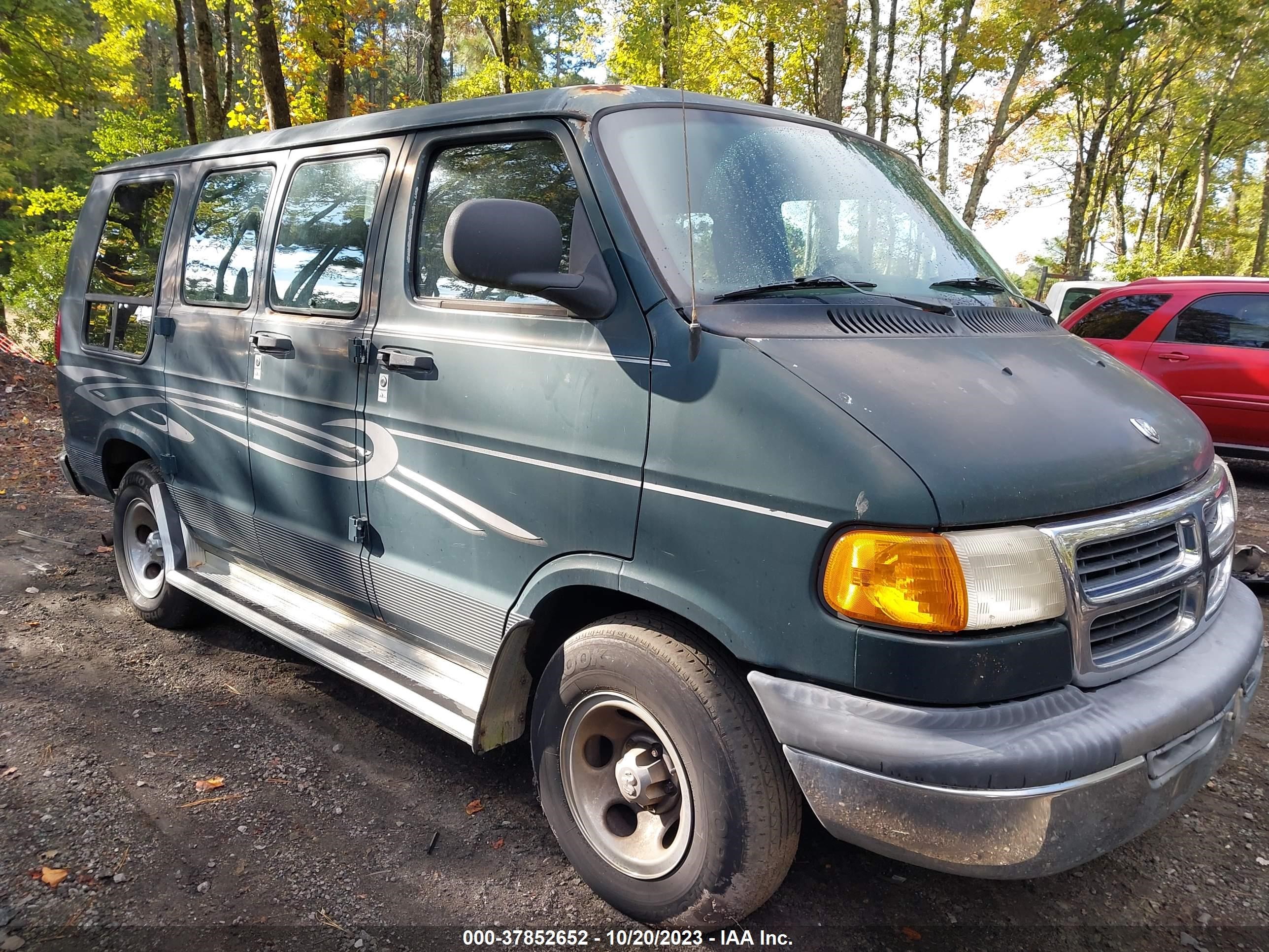 DODGE RAM VAN 2001 2b6hb11x71k561962